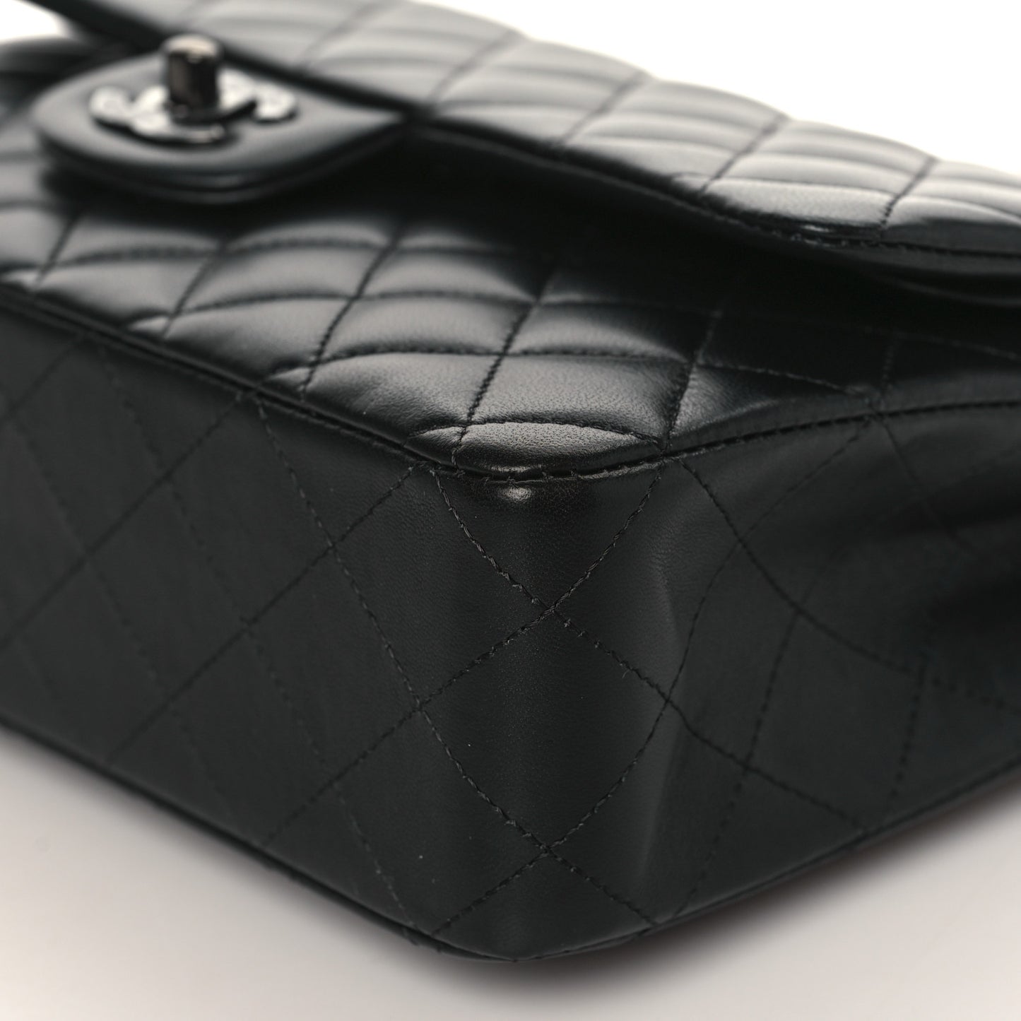Lambskin Quilted Medium Double Flap So Black