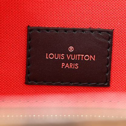 Louis Vuitton Reverse Monogram Giant Onthego MM 6 of 10