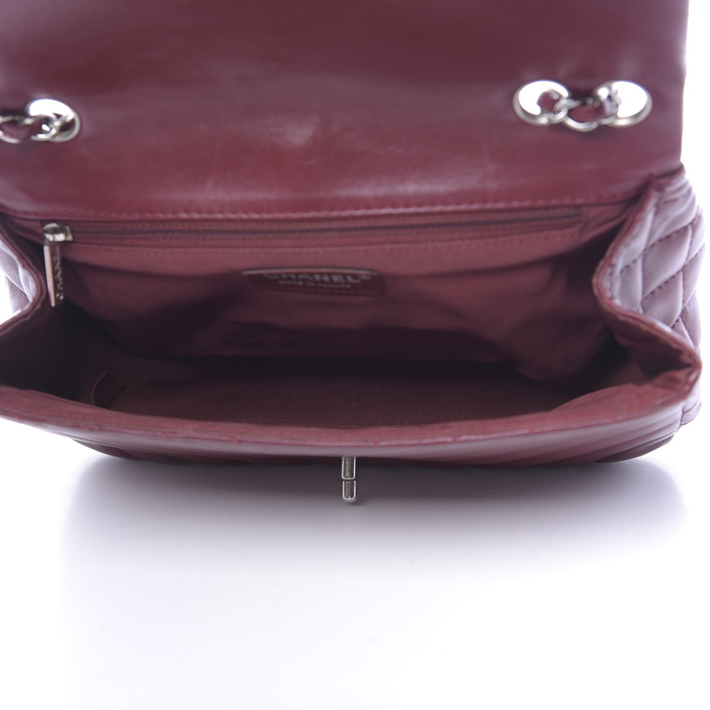 Lambskin Chevron Quilted Medium Surpique Flap Dark Red