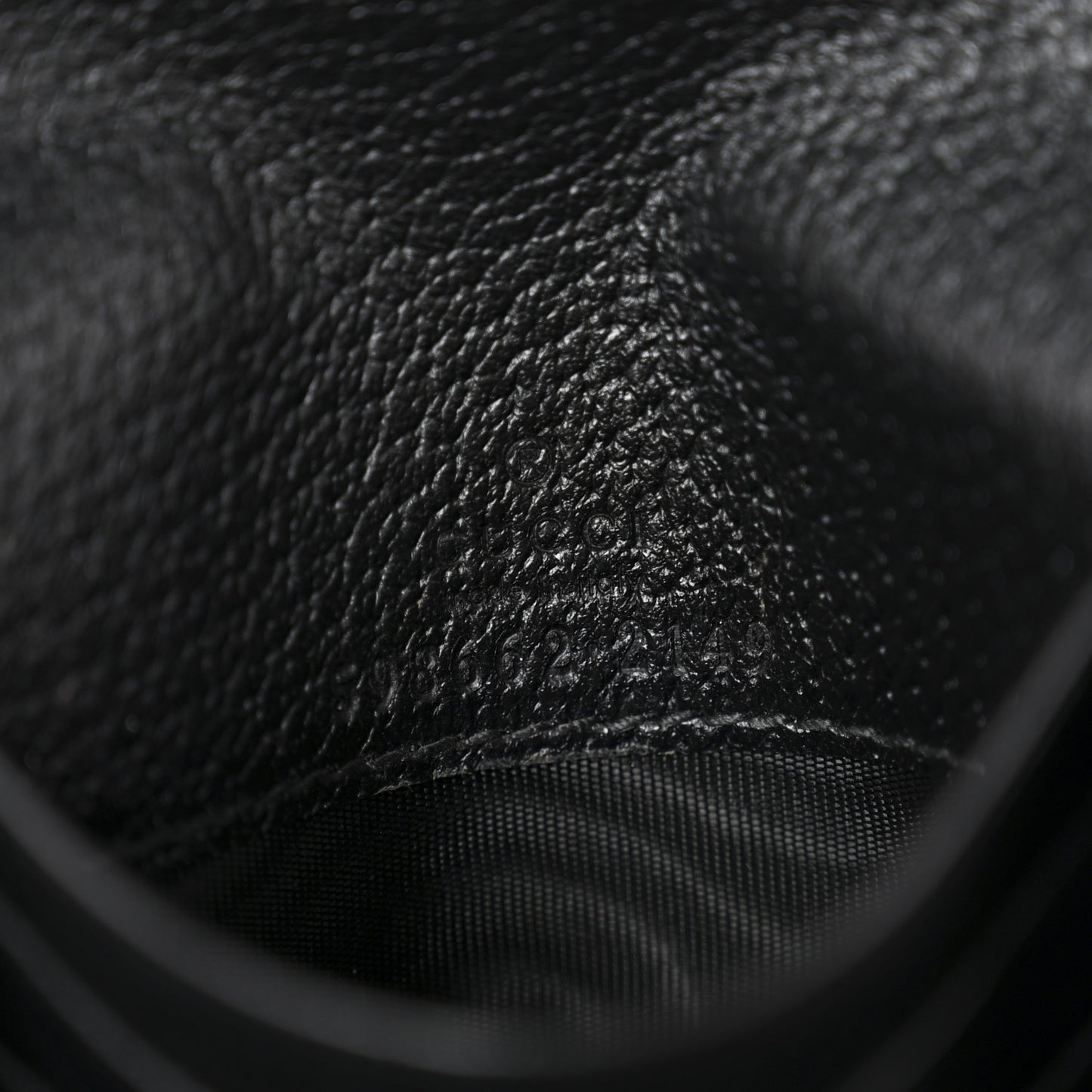 Textured Dollar Calfskin Web Ophidia Card Case Wallet Black