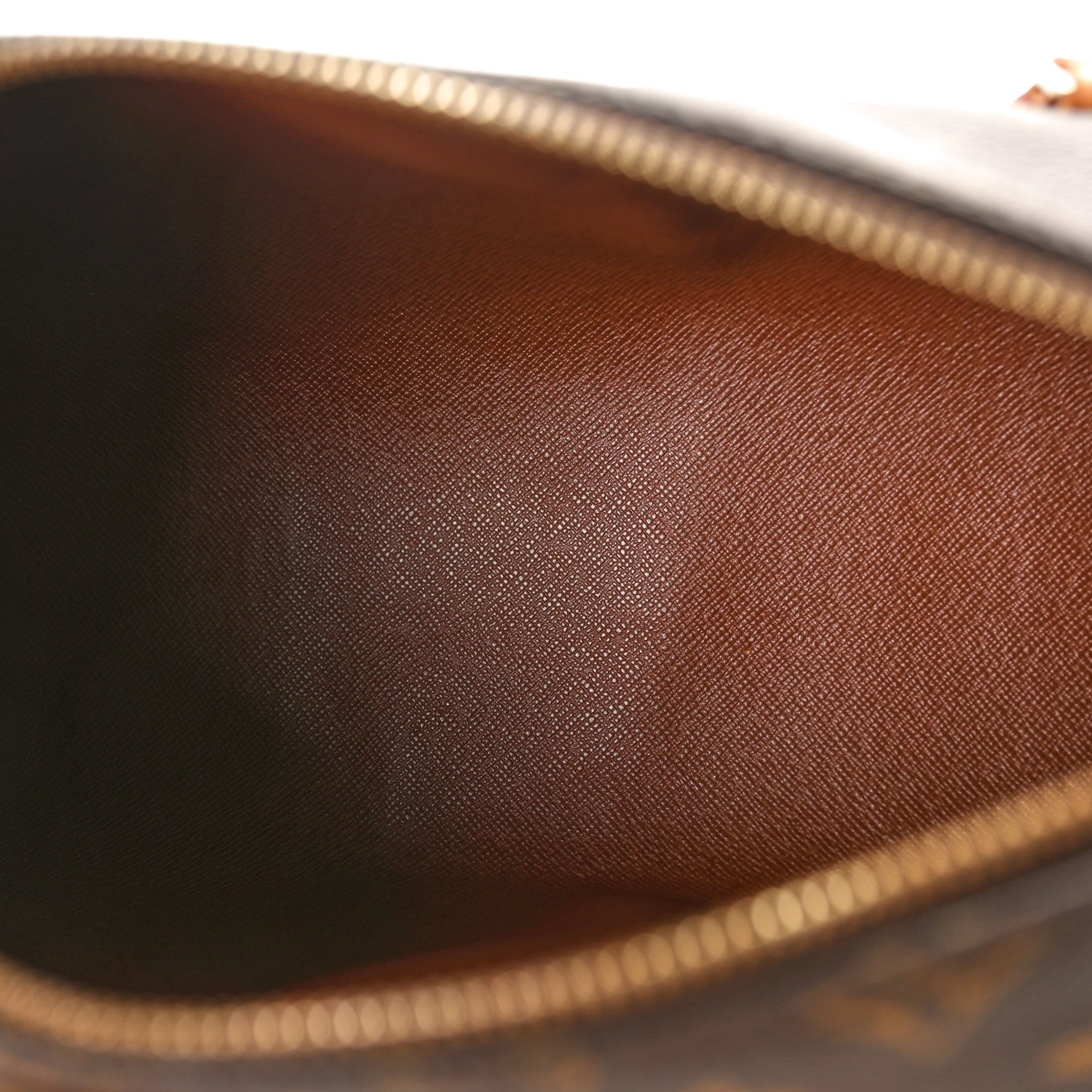 Louis Vuitton Monogram Papillon 26 5 of 9