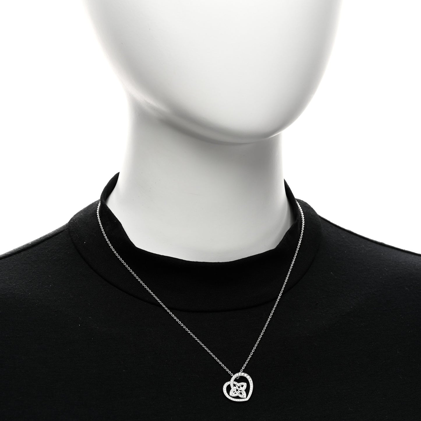 18K White Gold Diamond Small Coeur Heart Pendant Necklace