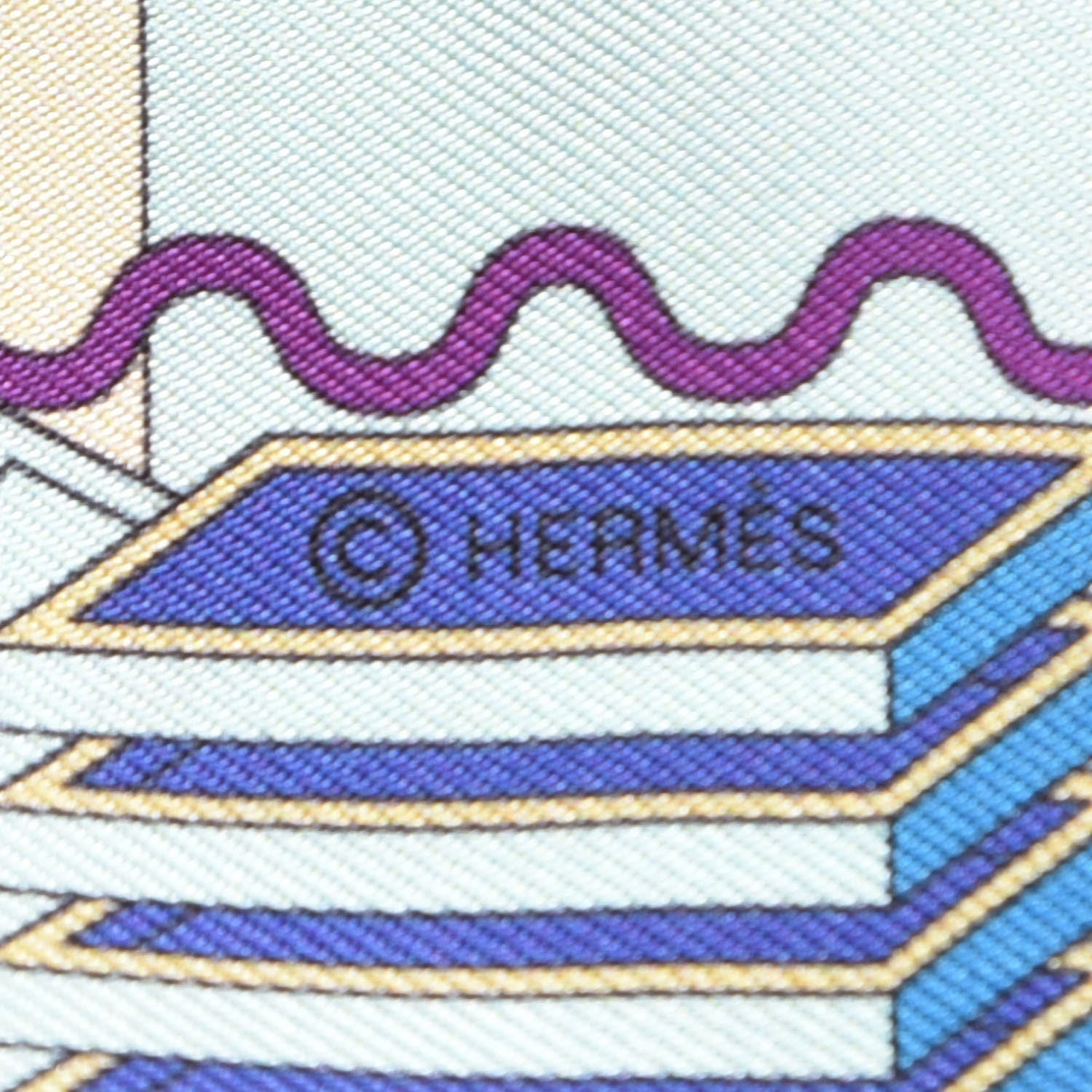 Hermes Silk La Maizeon des Carrés Twilly Aqua Vert d Eau Rose 5 of 5