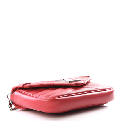 Louis Vuitton Calfskin New Wave Chain Pochette Scarlet 3 of 10