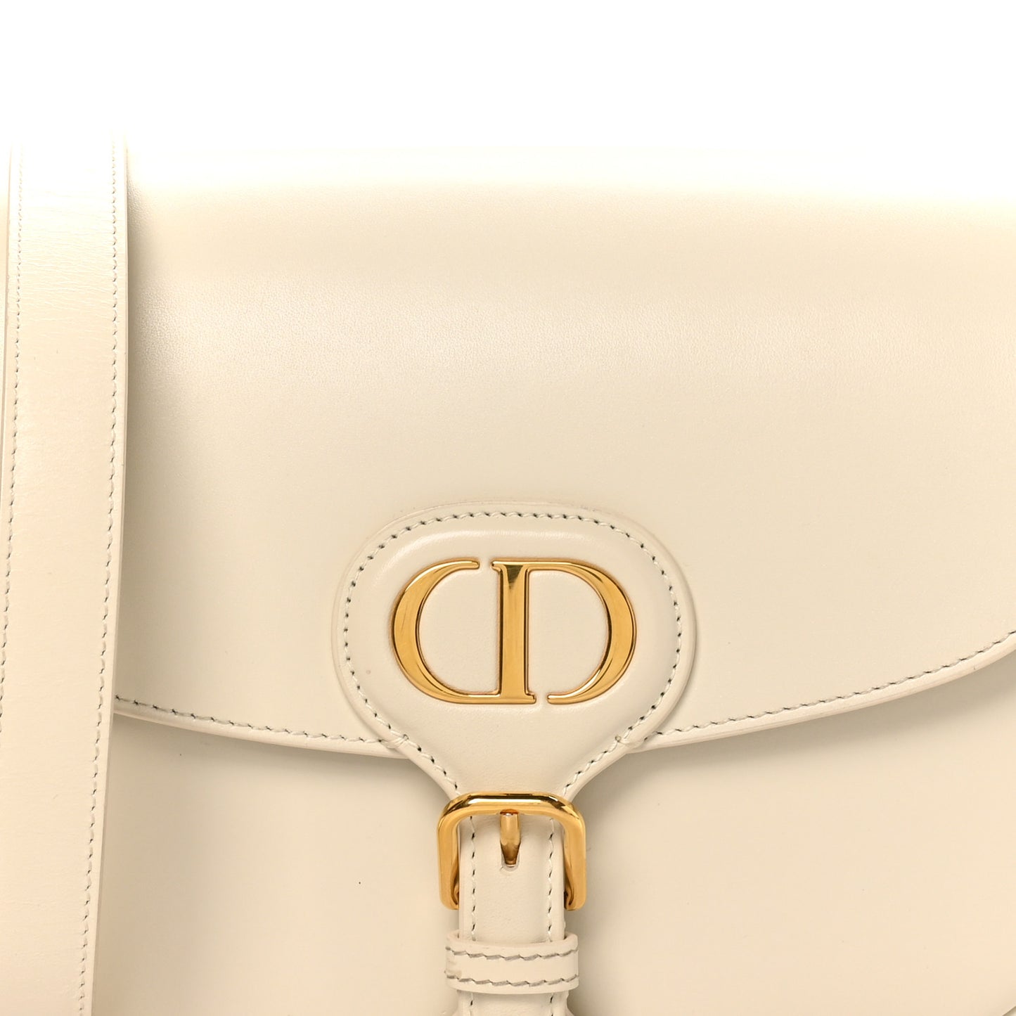 Box Calfskin Medium Bobby Flap Latte