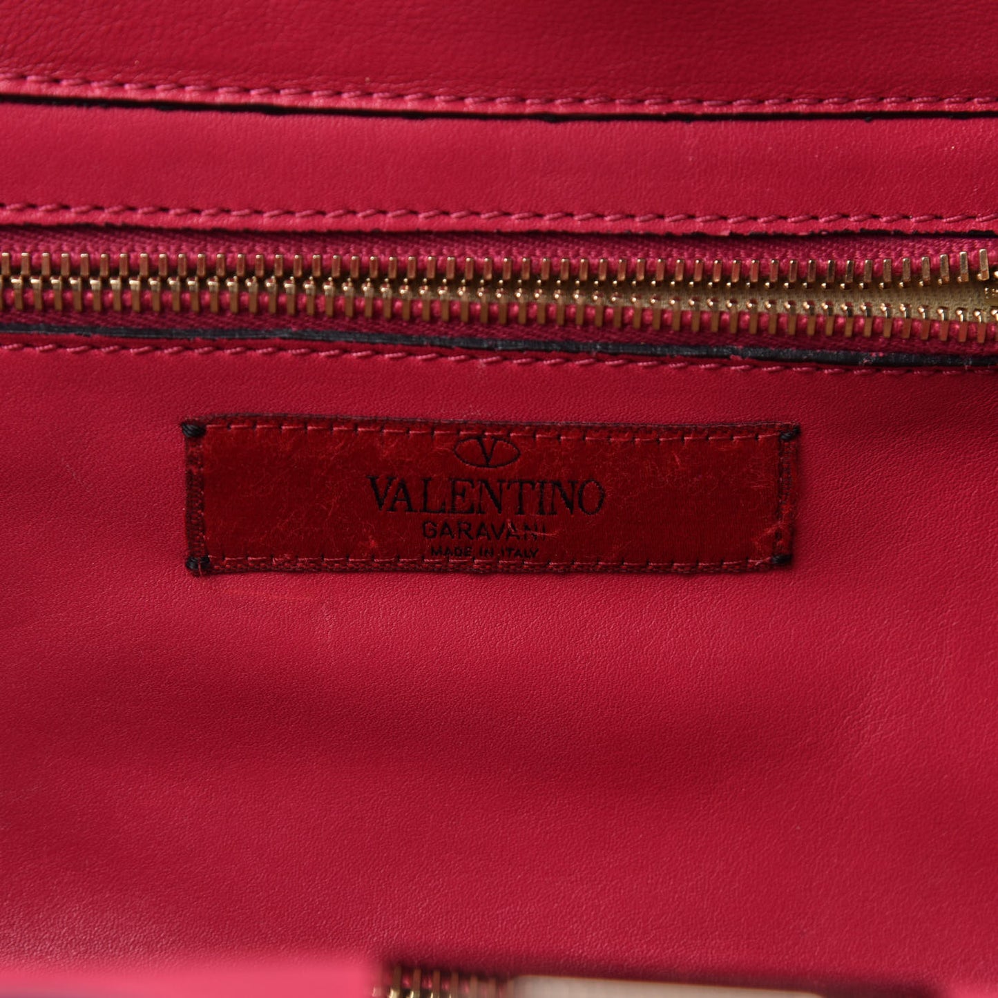 Vitello Small Rockstud Tote Cyclamin