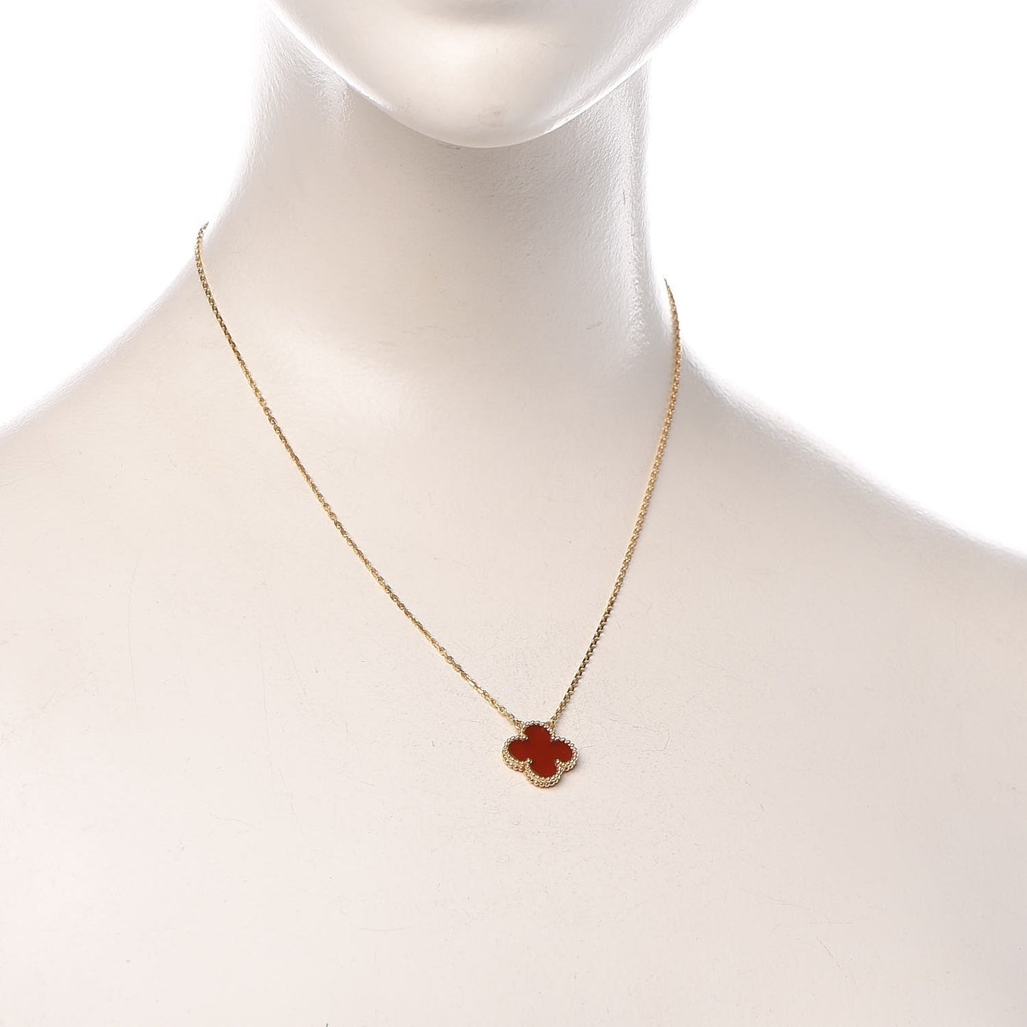 18K Yellow Gold Carnelian Vintage Alhambra Pendant Necklace