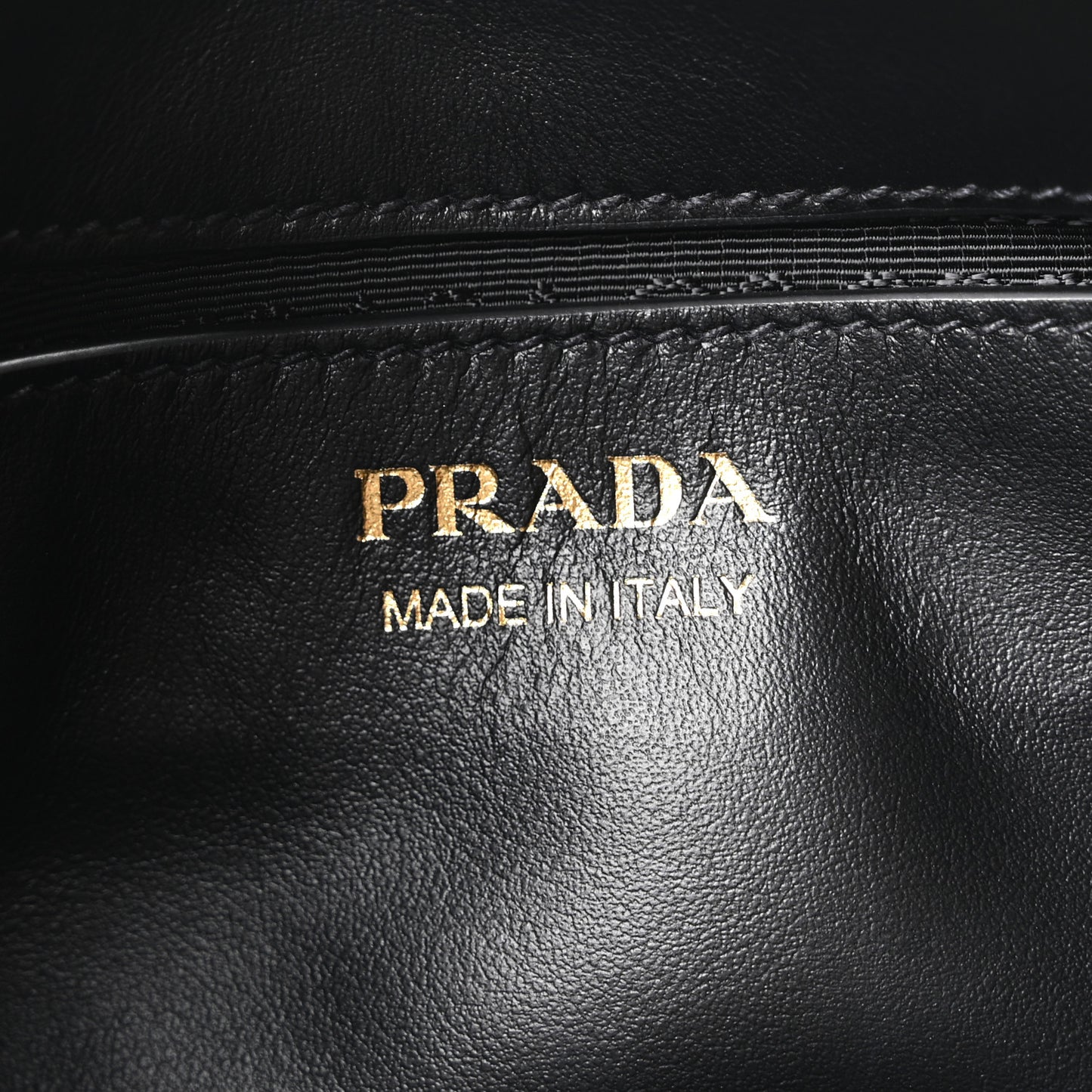 Soft Calfskin Arque Shoulder Bag Black