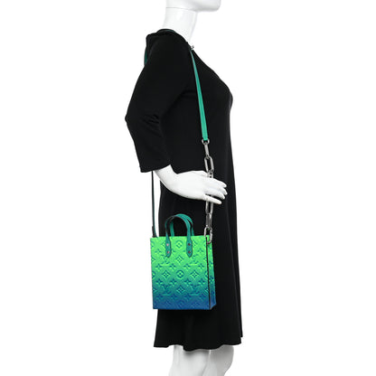 Louis Vuitton Taurillon Illusion Sac Plat XS Bleu Vert 2 of 9