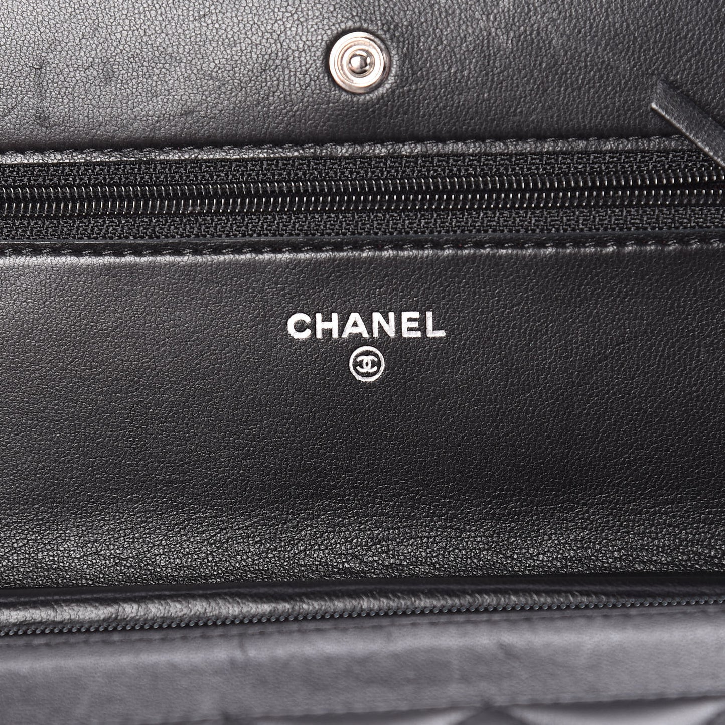 Lambskin Quilted Wallet On Chain WOC Black