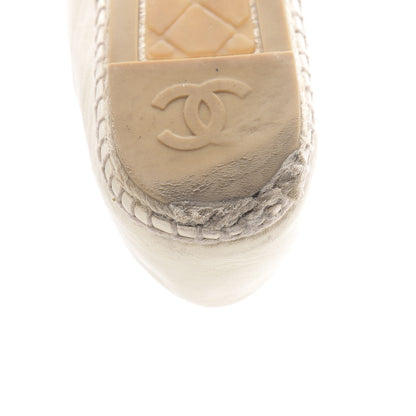 Chanel Lambskin CC Espadrilles 39 White Black 9 of 16