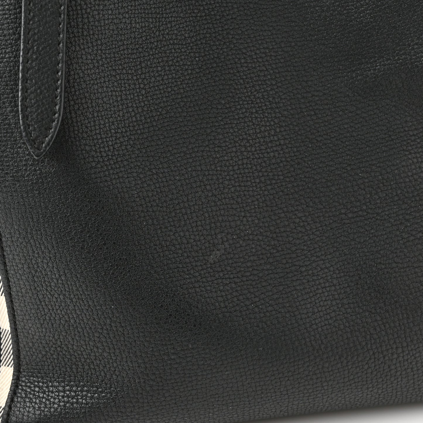 Grainy Calfskin House Check Small Canterbury Black