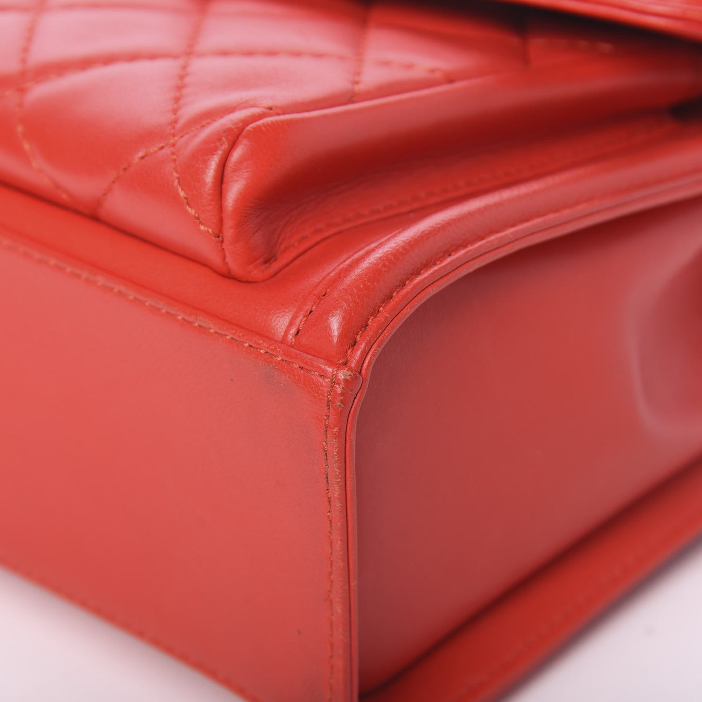 Lambskin Quilted Large Geometric Flap Red