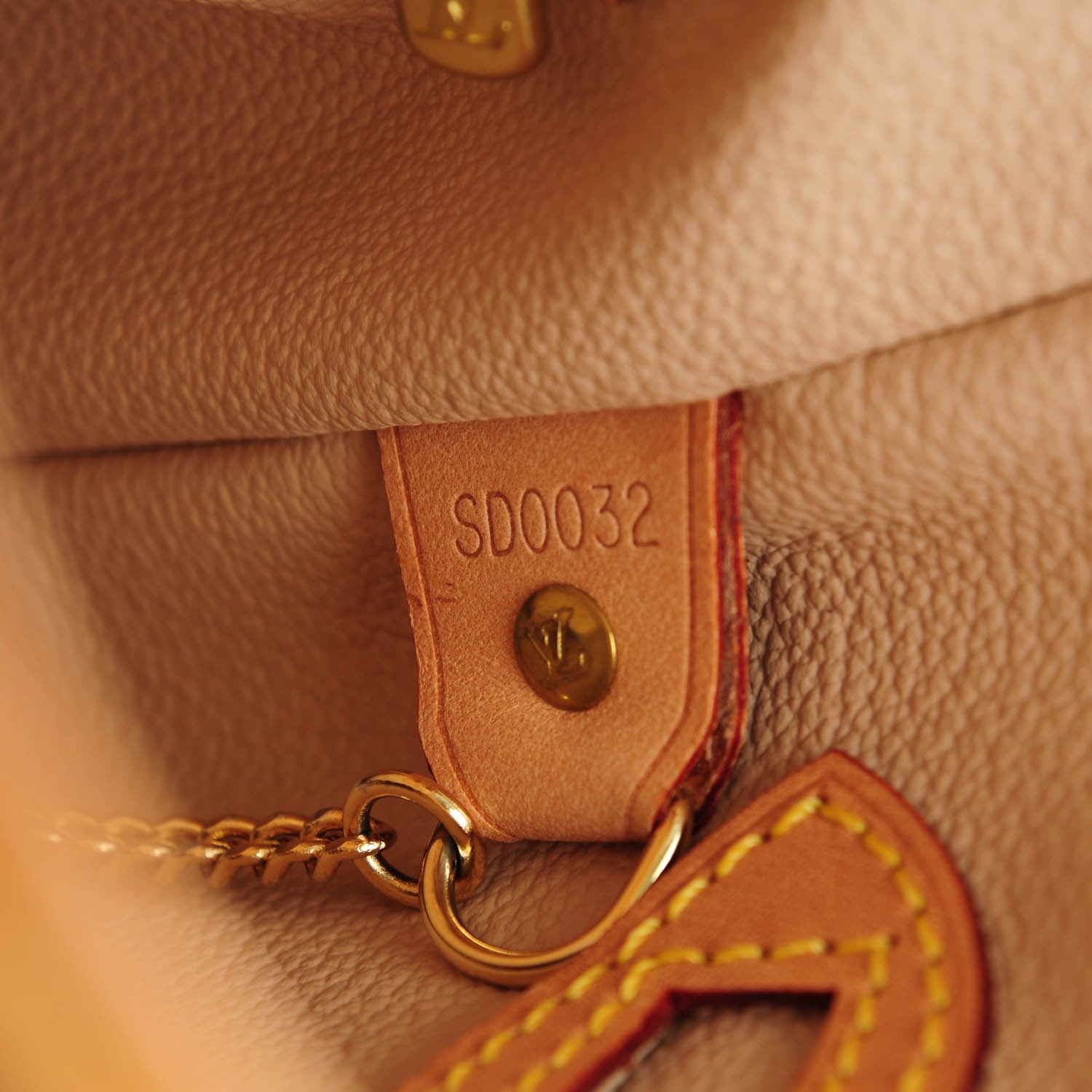 Louis Vuitton Monogram Petit Bucket 23 7 of 7