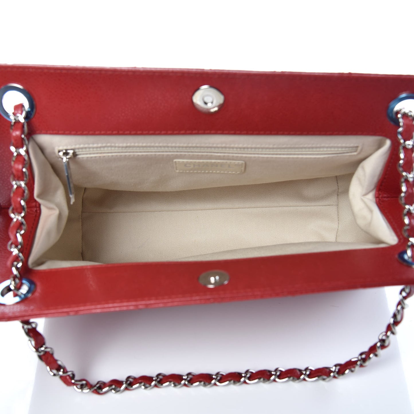 Caviar Quilted Timeless CC Shopping Tote Red