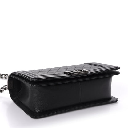 Chanel Caviar Quilted Medium Boy Flap Black 4 of 10