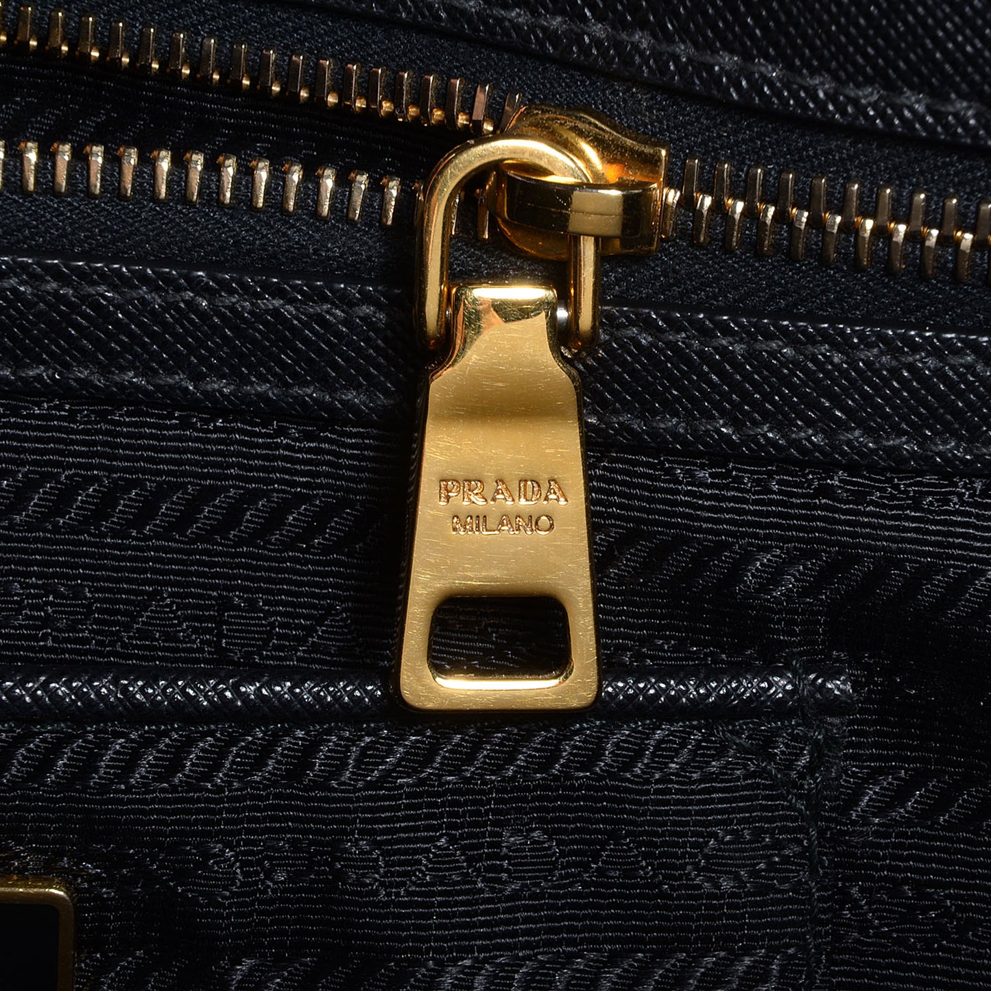 Saffiano Lux Large Tote Nero Black