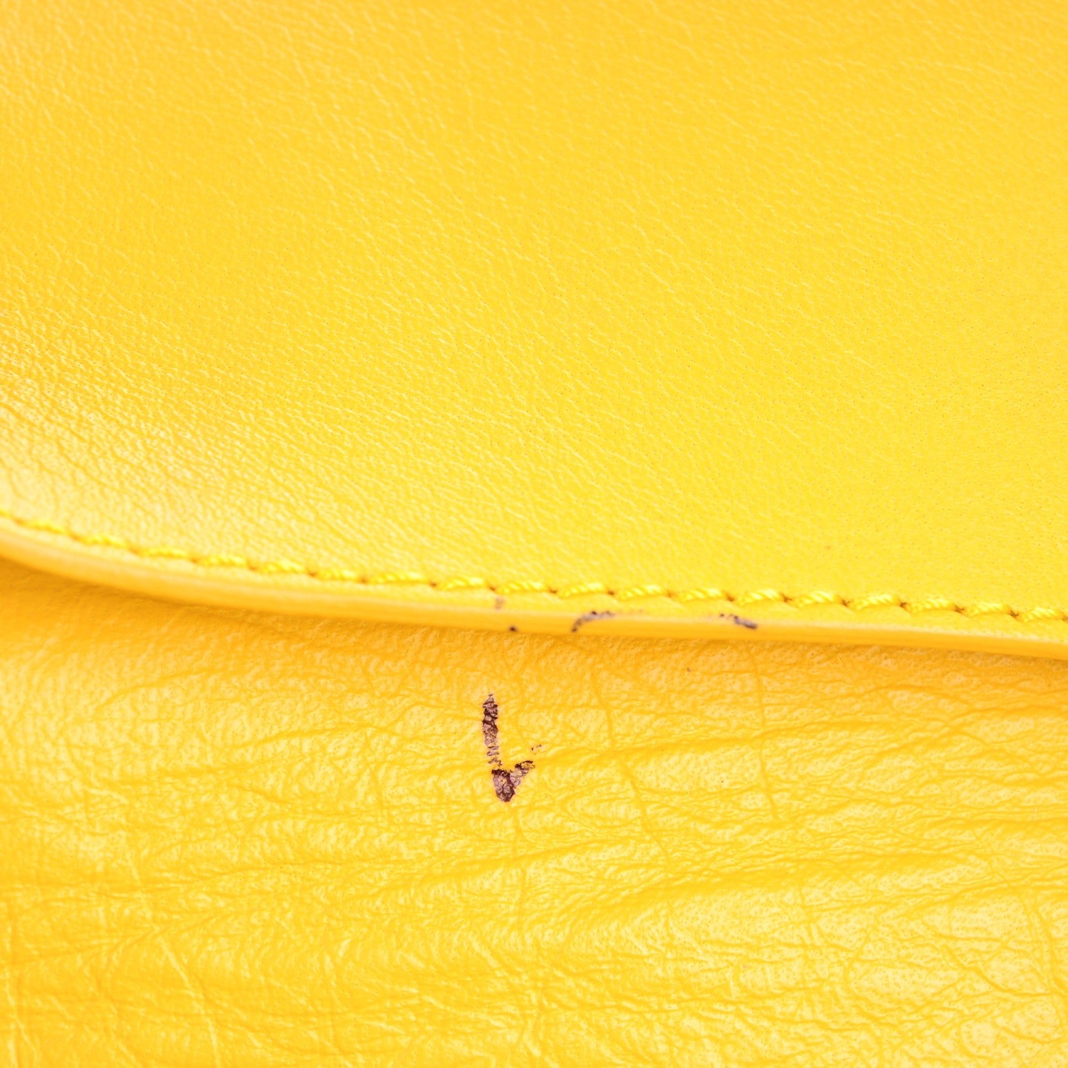 Balenciaga Supple Calfskin Papier A4 Zip Around Tote Jaune Soleil 8 of 8