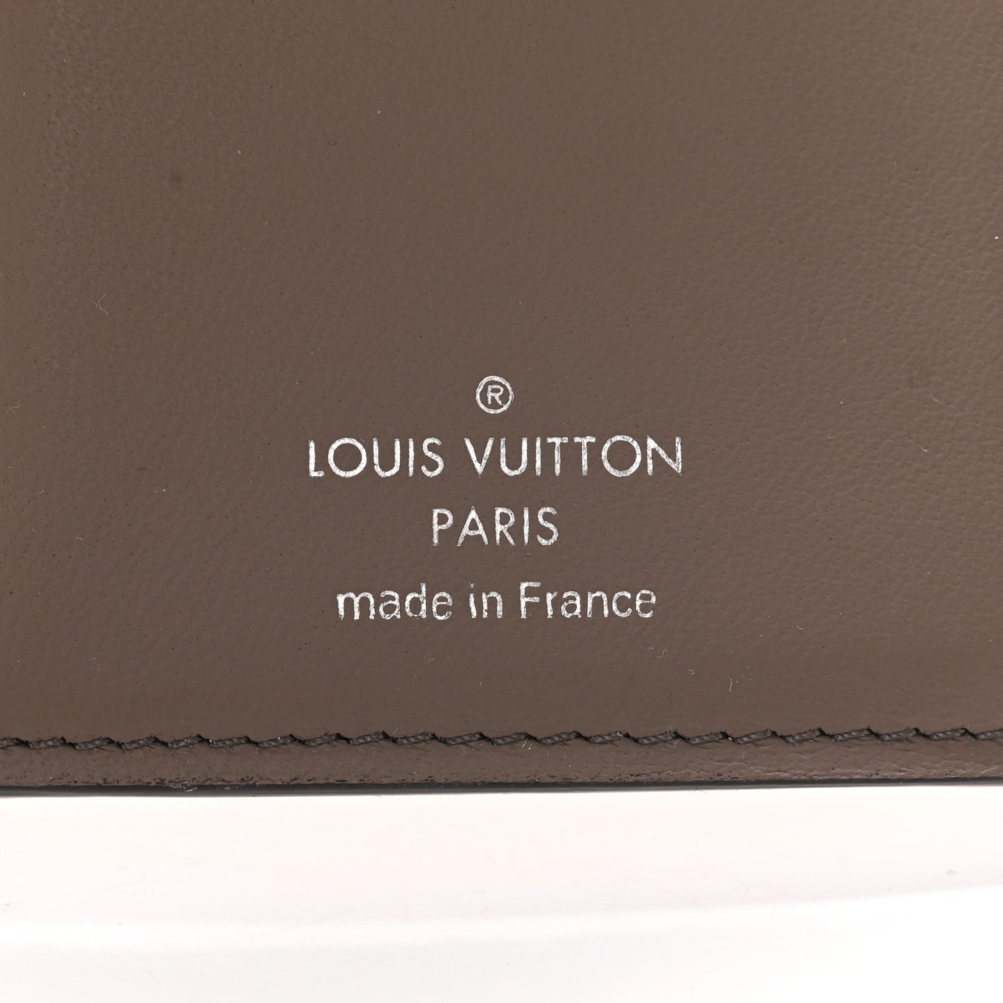 Taurillon Capucines Compact Wallet Magnolia