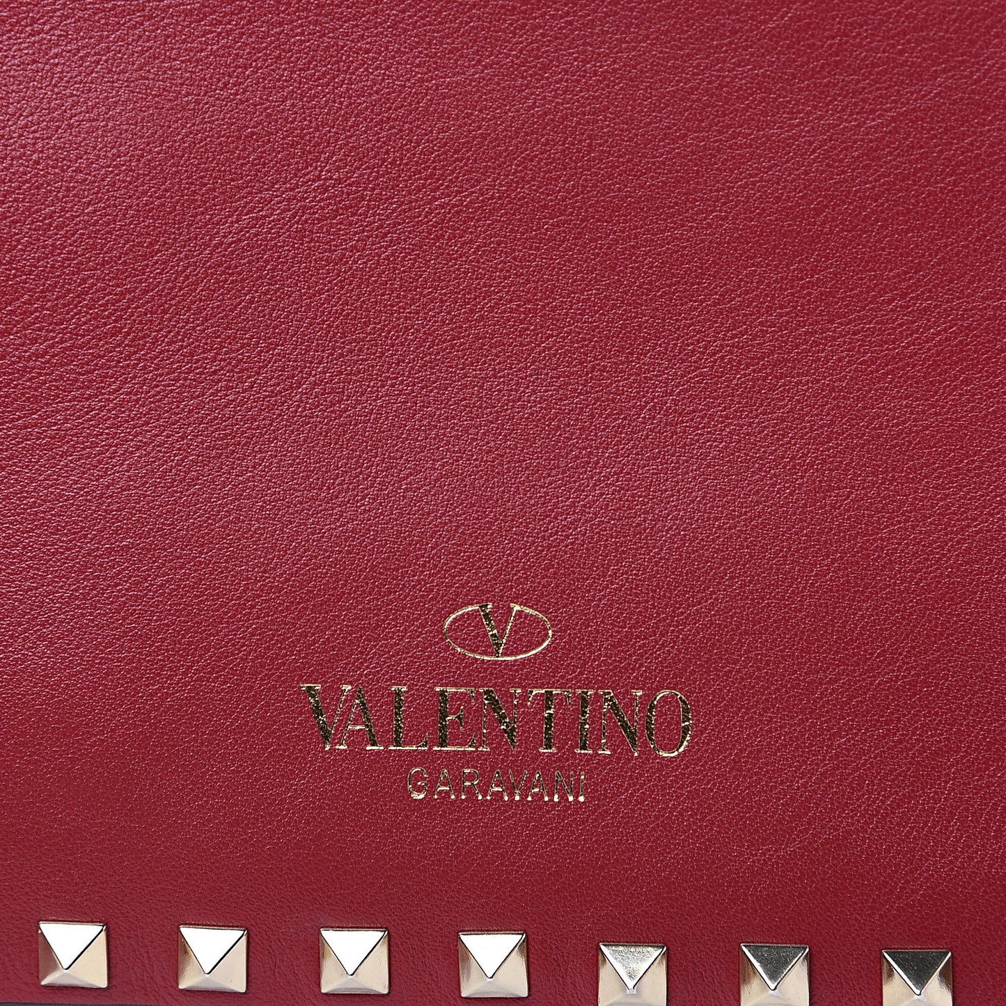 Vitello Medium Rockstud Flap Saddle Bag Scarlet