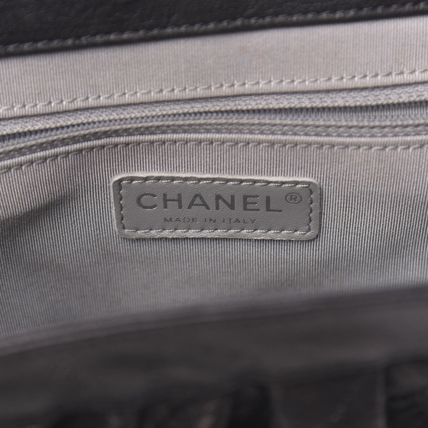 Chanel Washed Lambskin Quilted Medium Chain Around Messenger Black 6 of 11