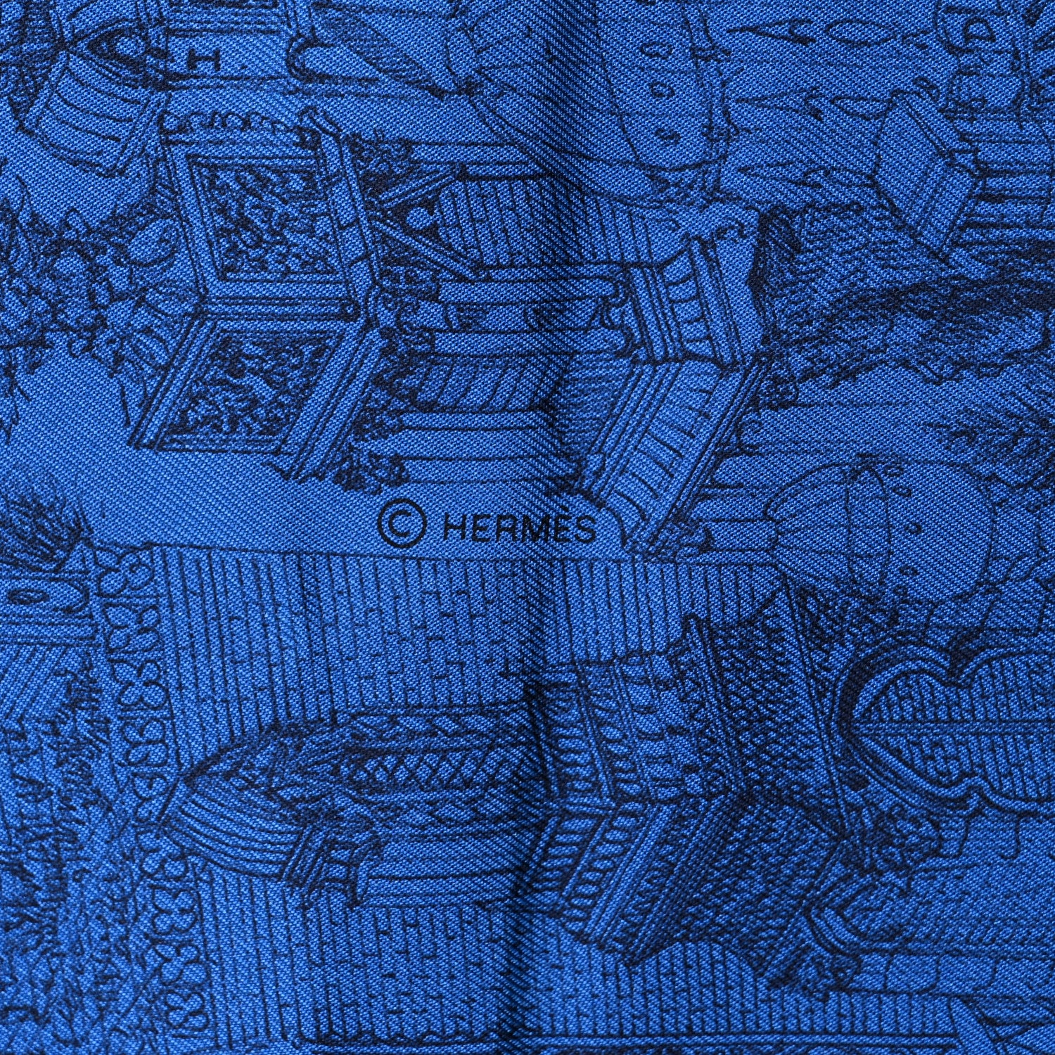 Hermes Silk L'Ombre Des Pivoine Scarf 90 Bleu Moyen Rouge White 4 of 5