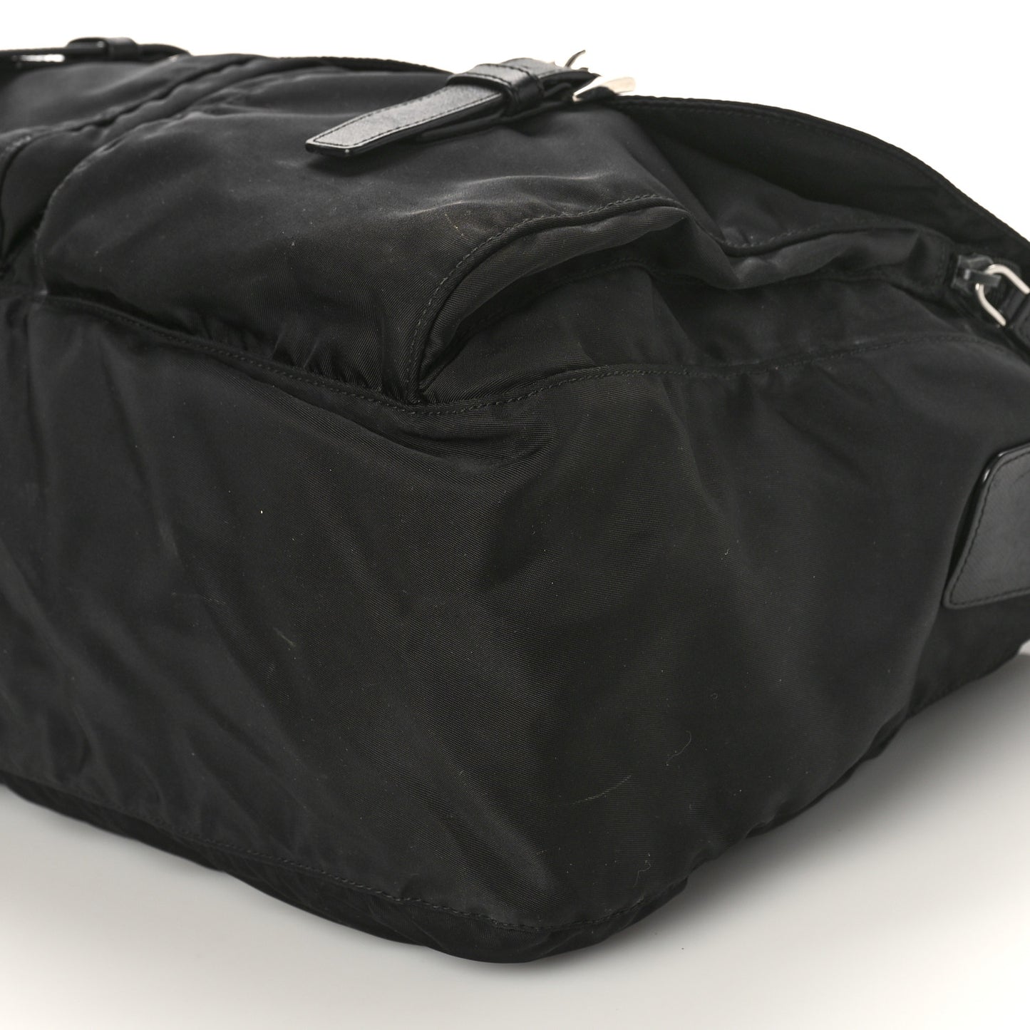 Tessuto Nylon Saffiano Vela Messenger Bag Black