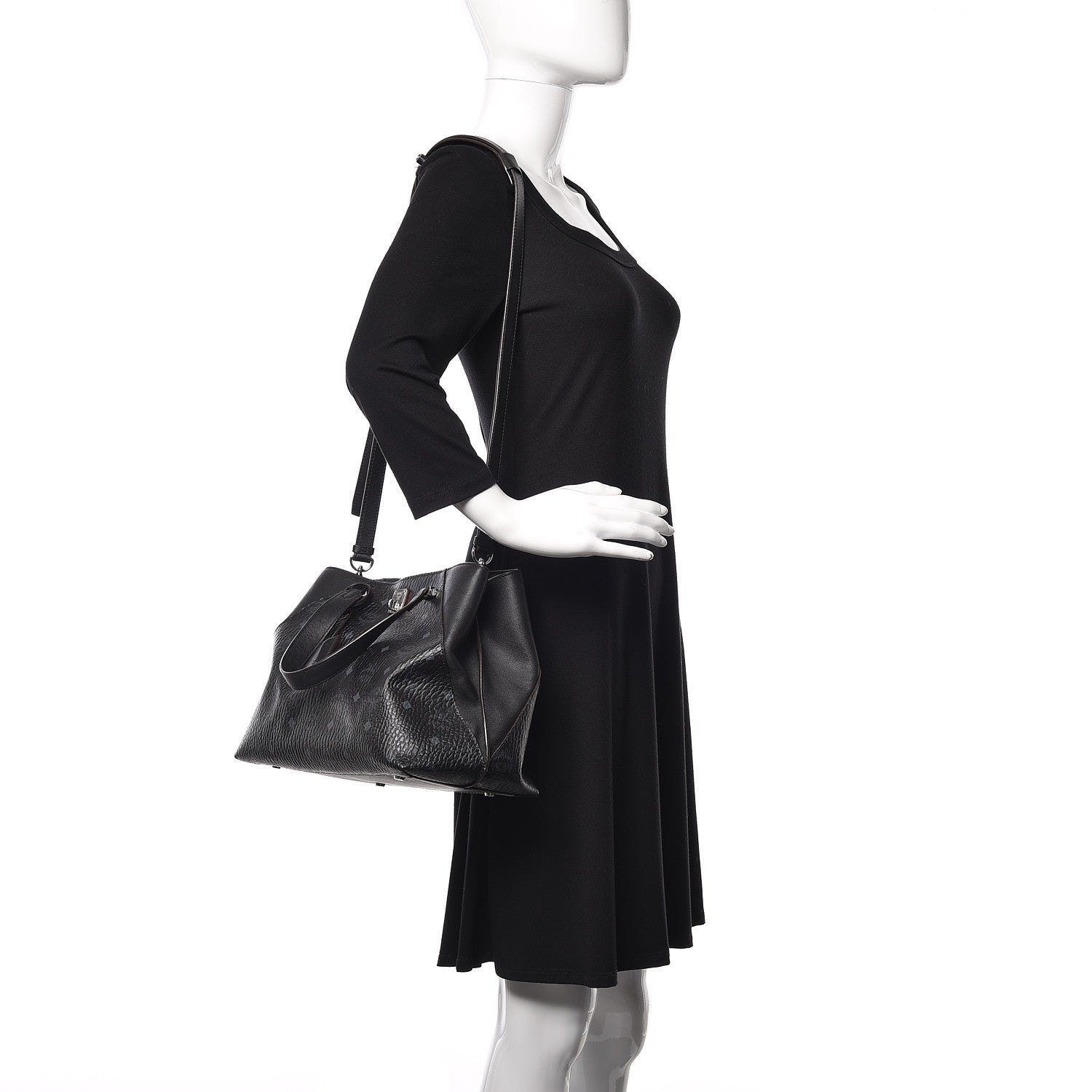 MCM Visetos Large Tote Black 3 of 17