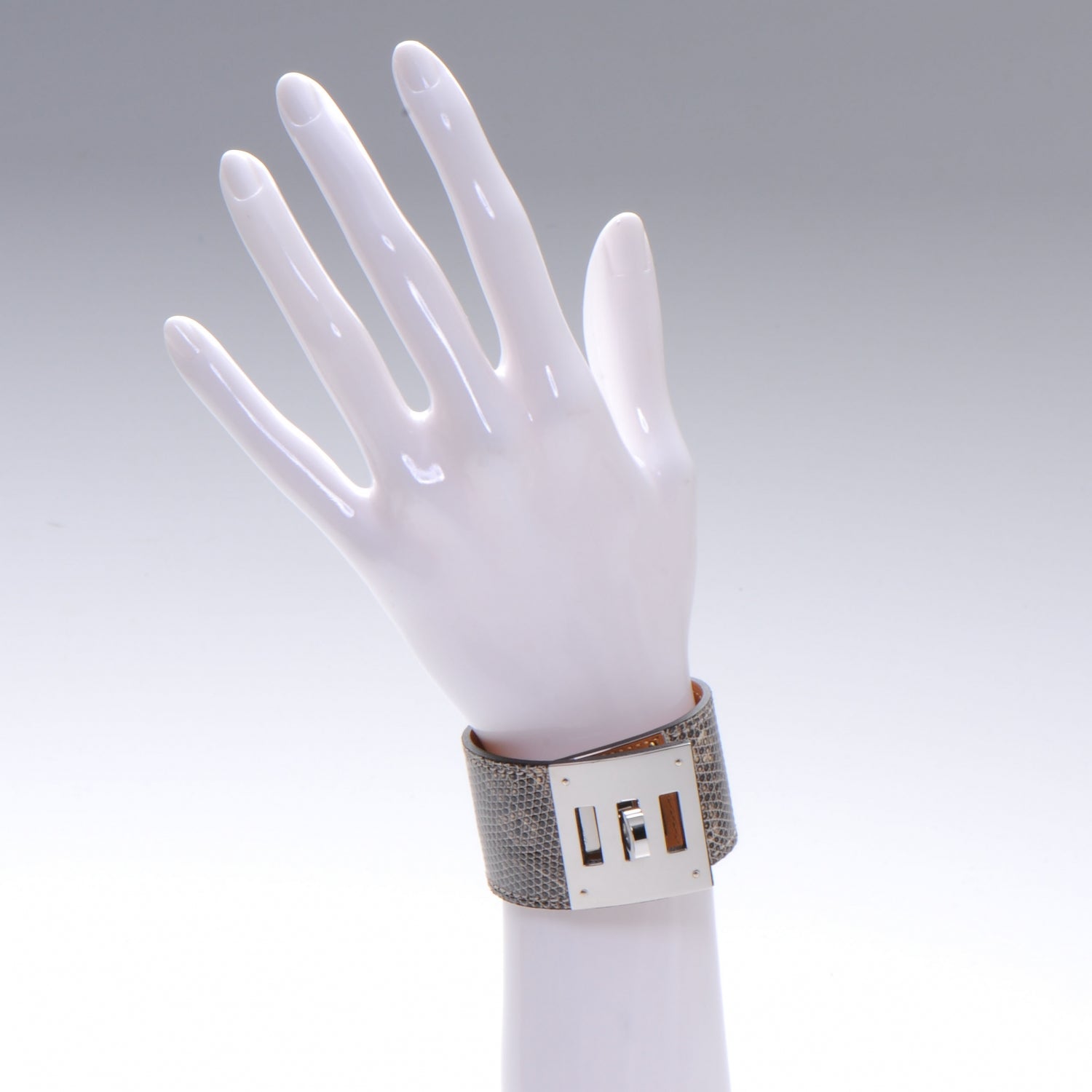 Hermes Lizard Kelly Dog Cuff Ombre 2 of 6