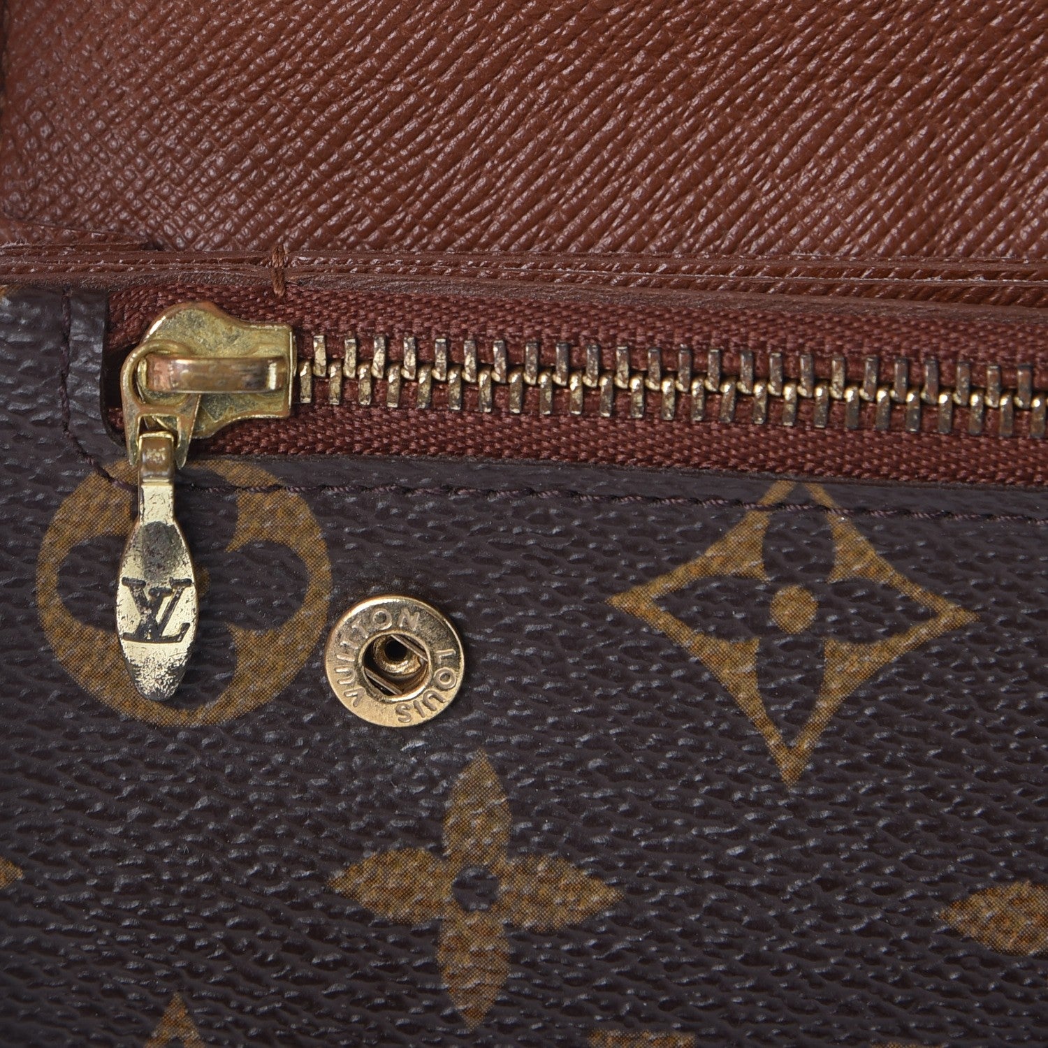 Louis Vuitton Monogram Accordeon Wallet 8 of 8