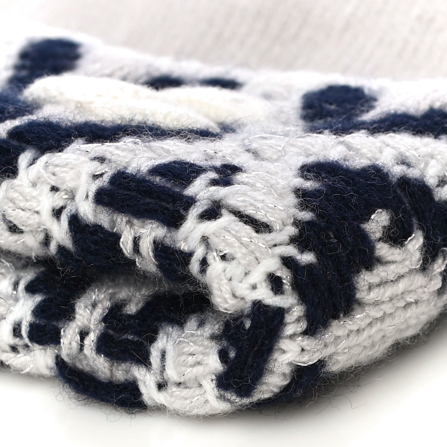 Chanel Cashmere Blend CC Beanie Hat White Navy Blue 8 of 9