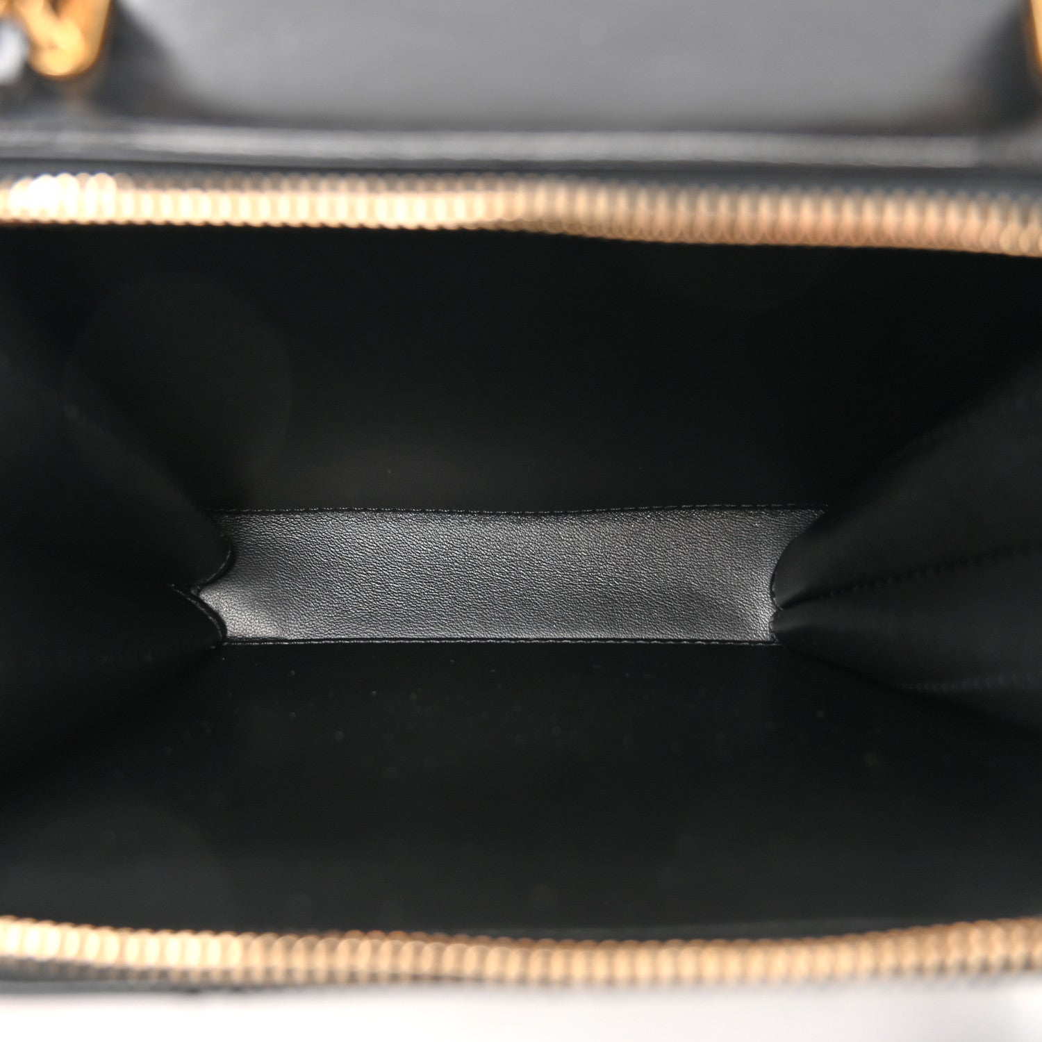 Chanel Shiny Calfskin Quilted Top Handle Vanity Black 6 of 13