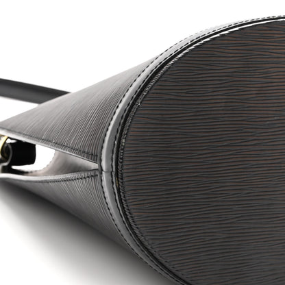 Louis Vuitton Epi Cluny Black 9 of 11