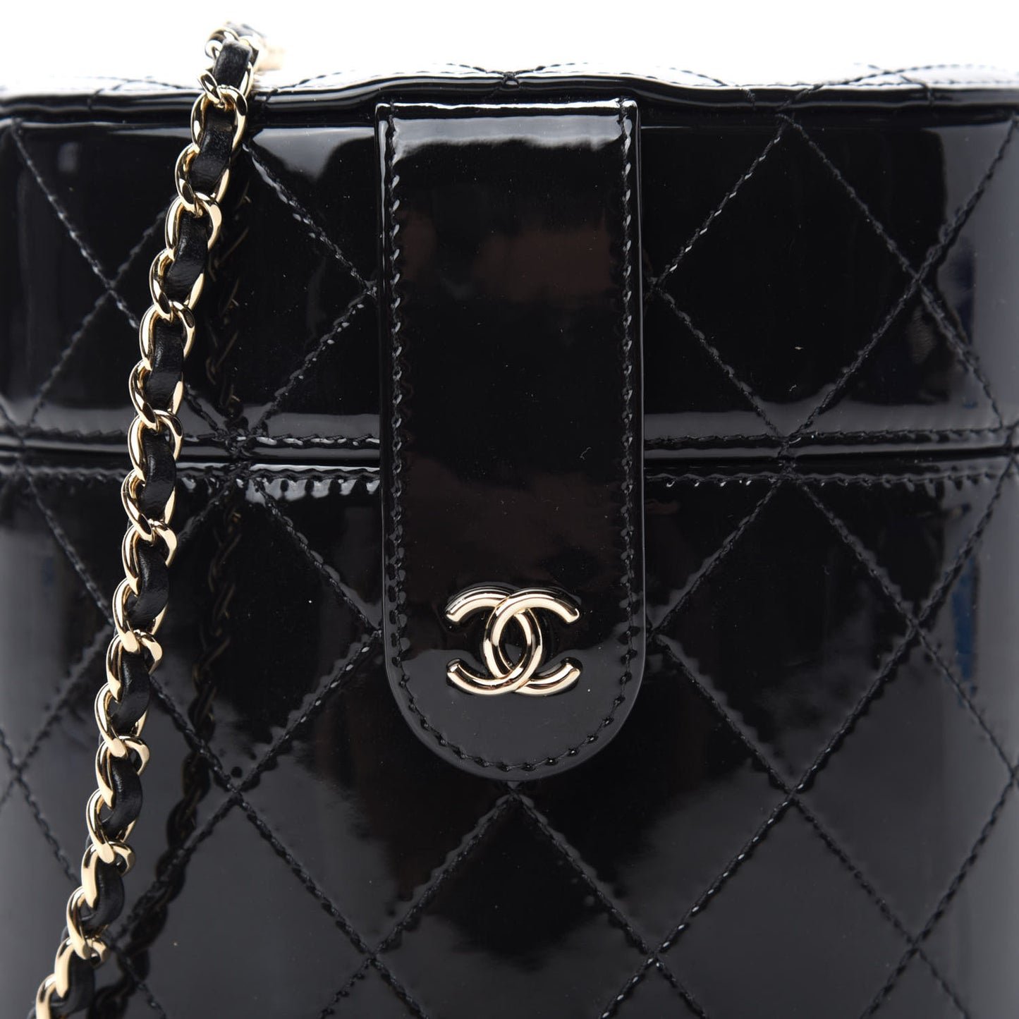 Patent Quilted Round Small Vanity With Chain Black
