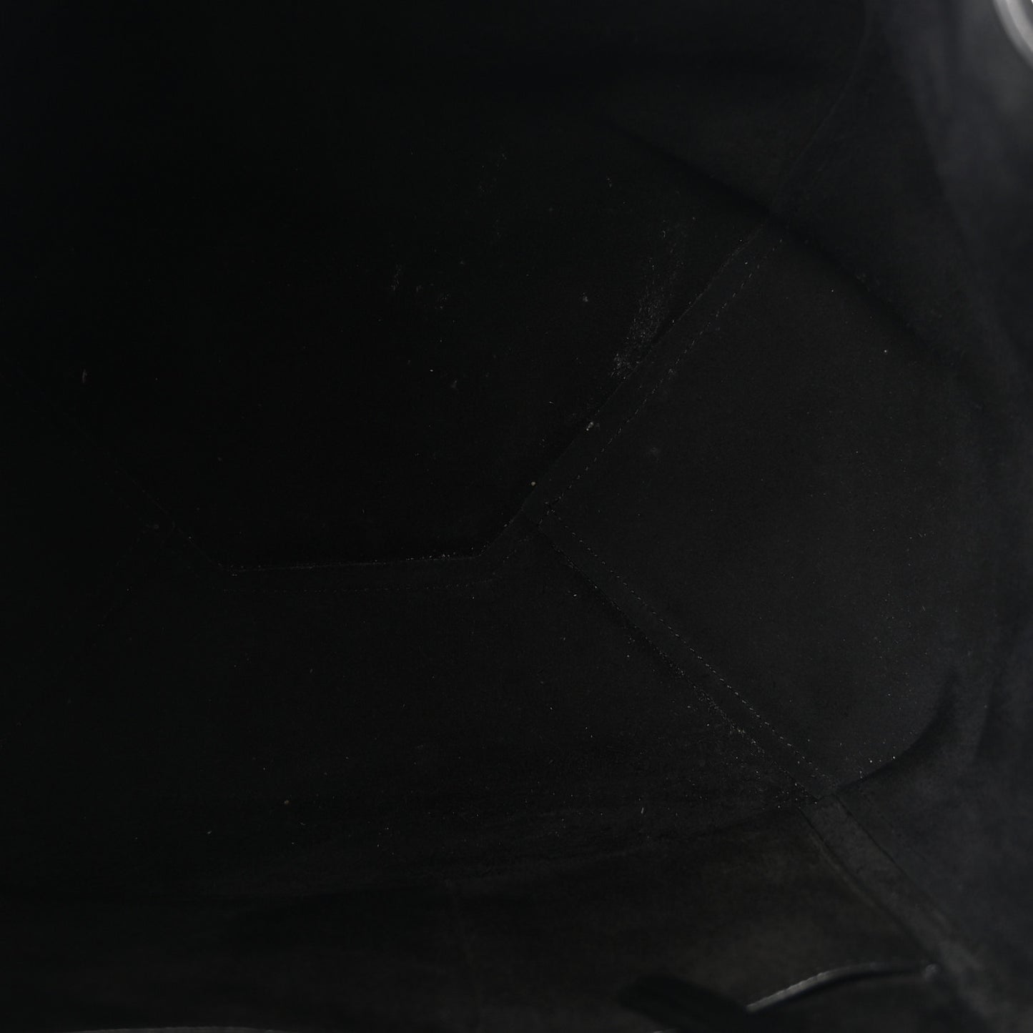 Soft Grained Calfskin Small Belt Cabas Phantom Black