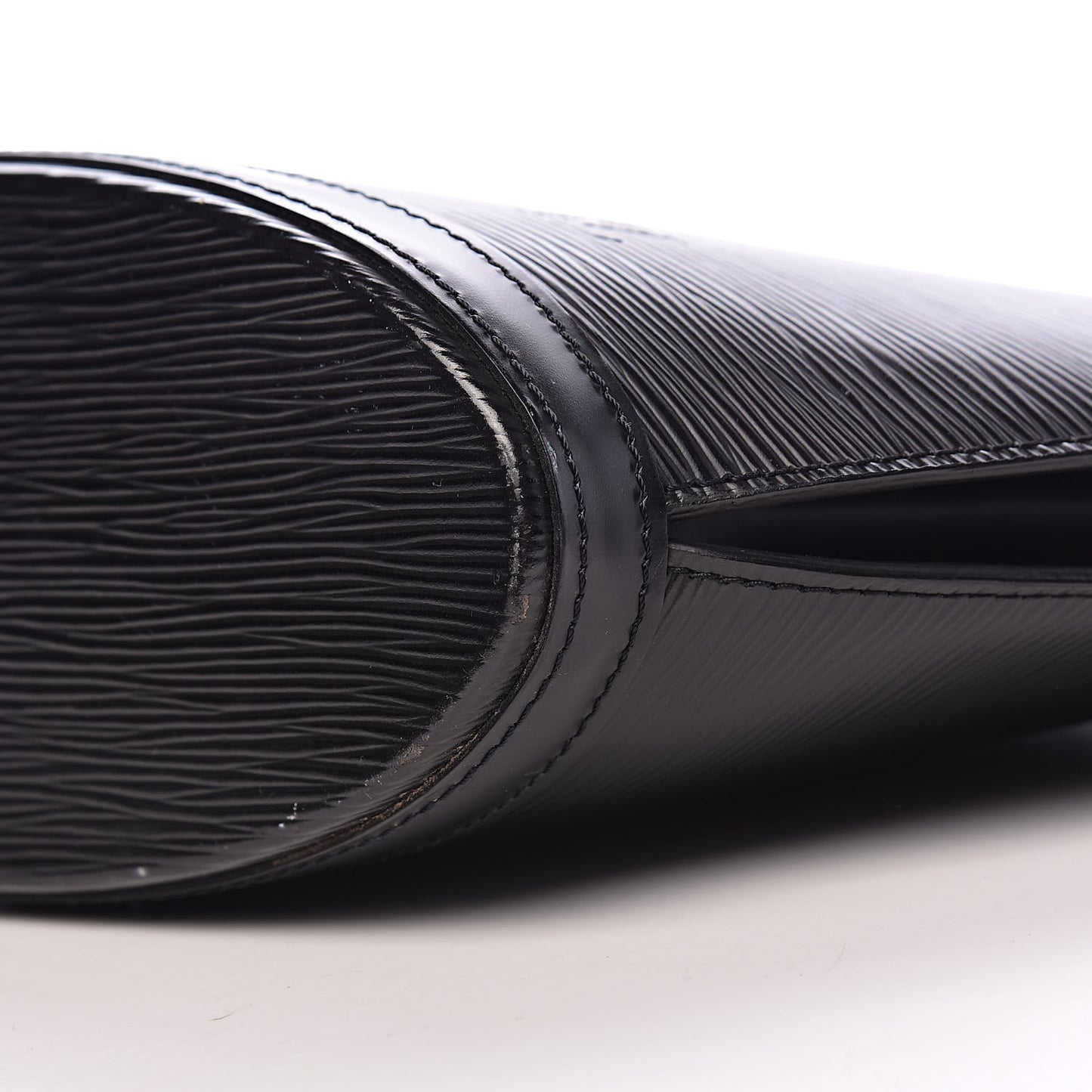 Epi Saint Jacques PM Long Straps Black