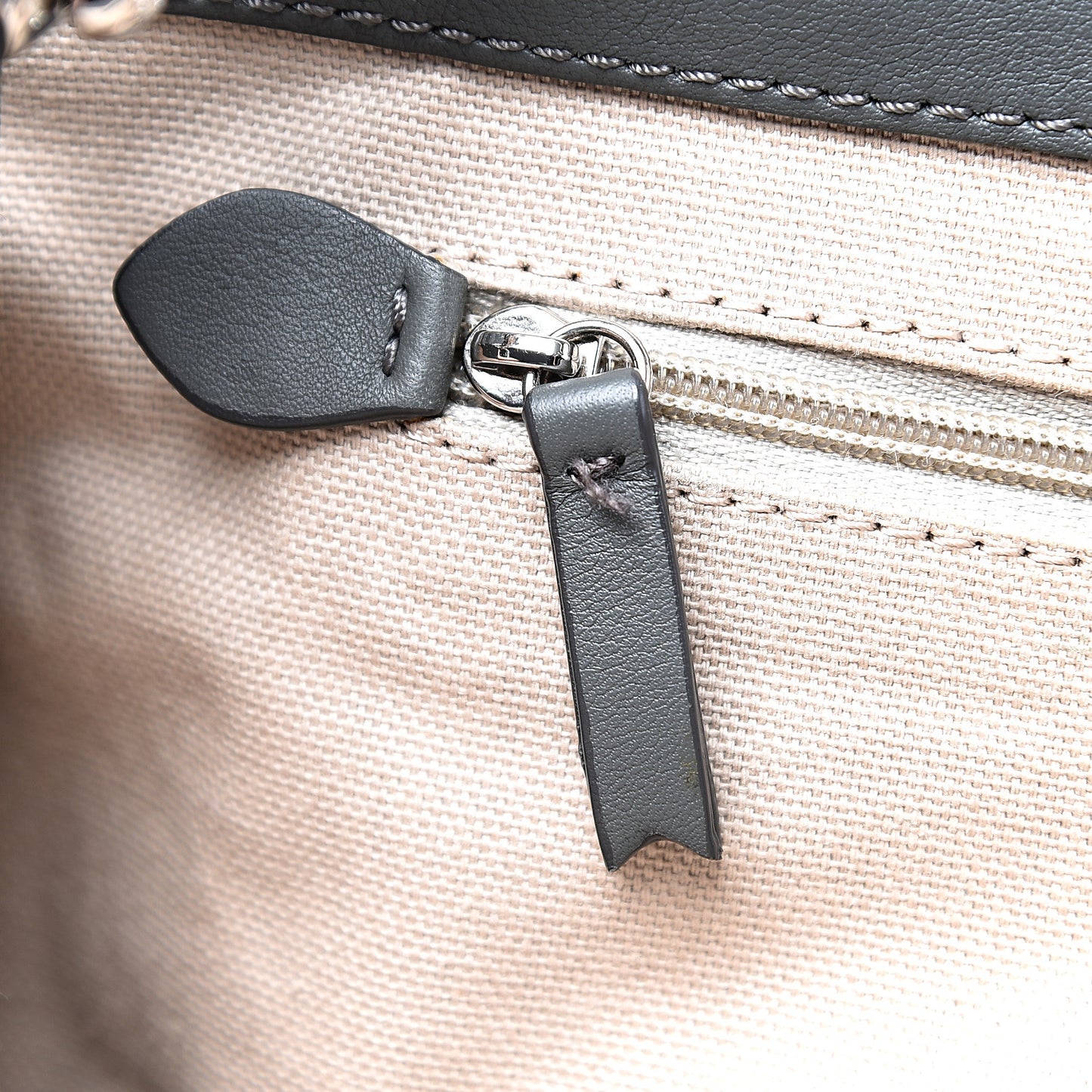Smooth Calfskin Medium Alexa Pavement Grey