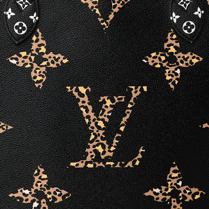 Louis Vuitton Monogram Giant Jungle Neverfull MM Black 8 of 15