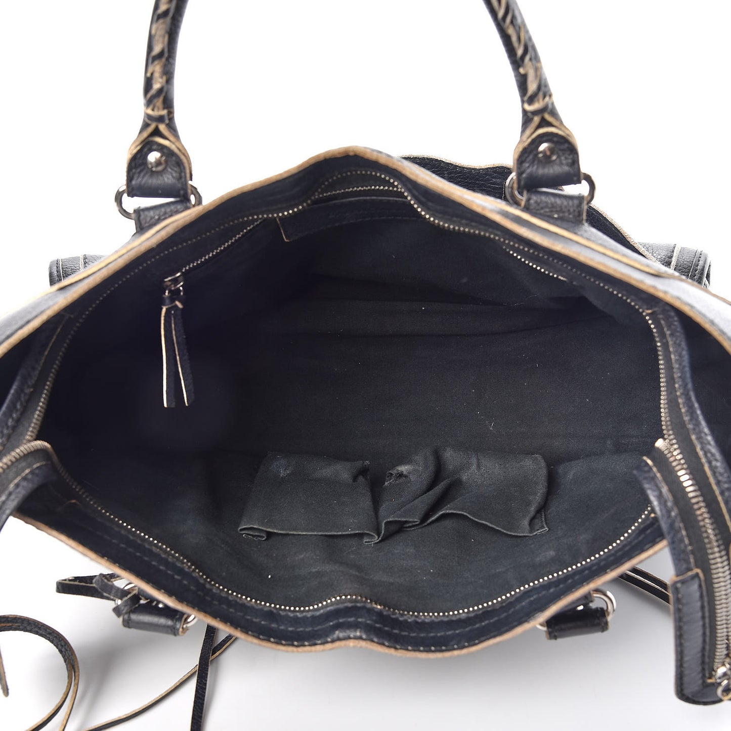 Supple Grained Calfskin Classic Silver Hardware Highlight City Black