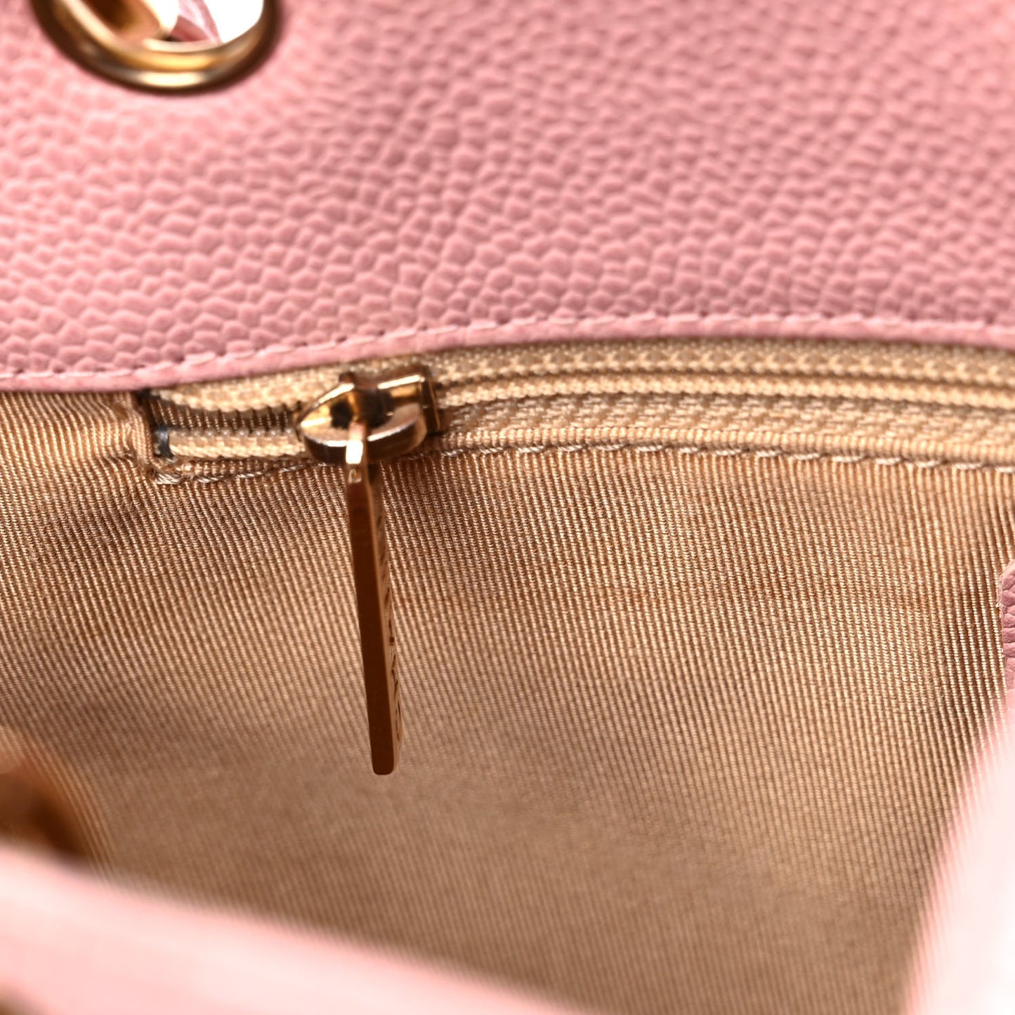 Caviar Quilted Petit Shopping Tote PST Pink