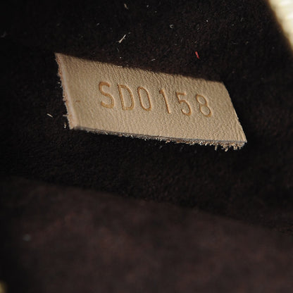 Louis Vuitton Monogram Pochette Metis 8 of 8