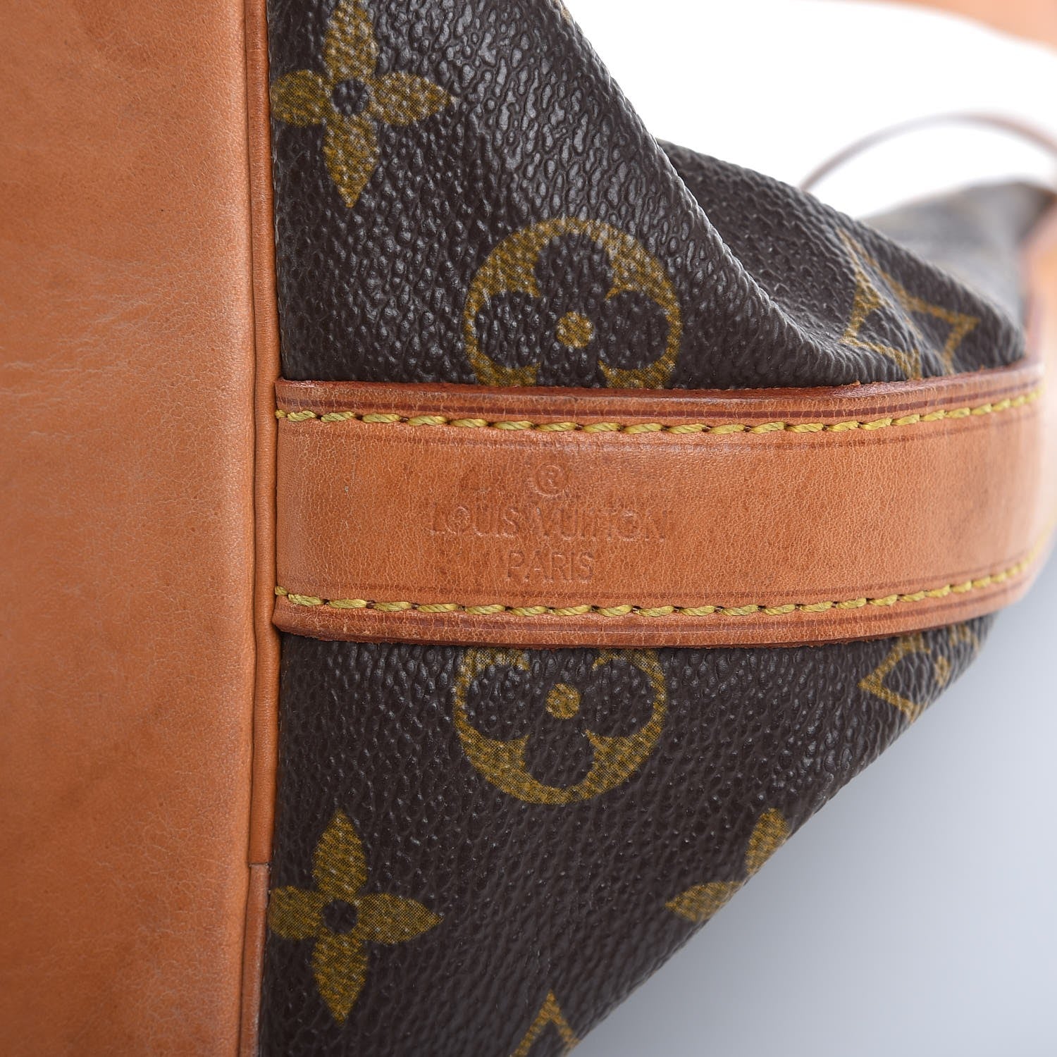 Louis Vuitton Monogram Petit Noe 7 of 15