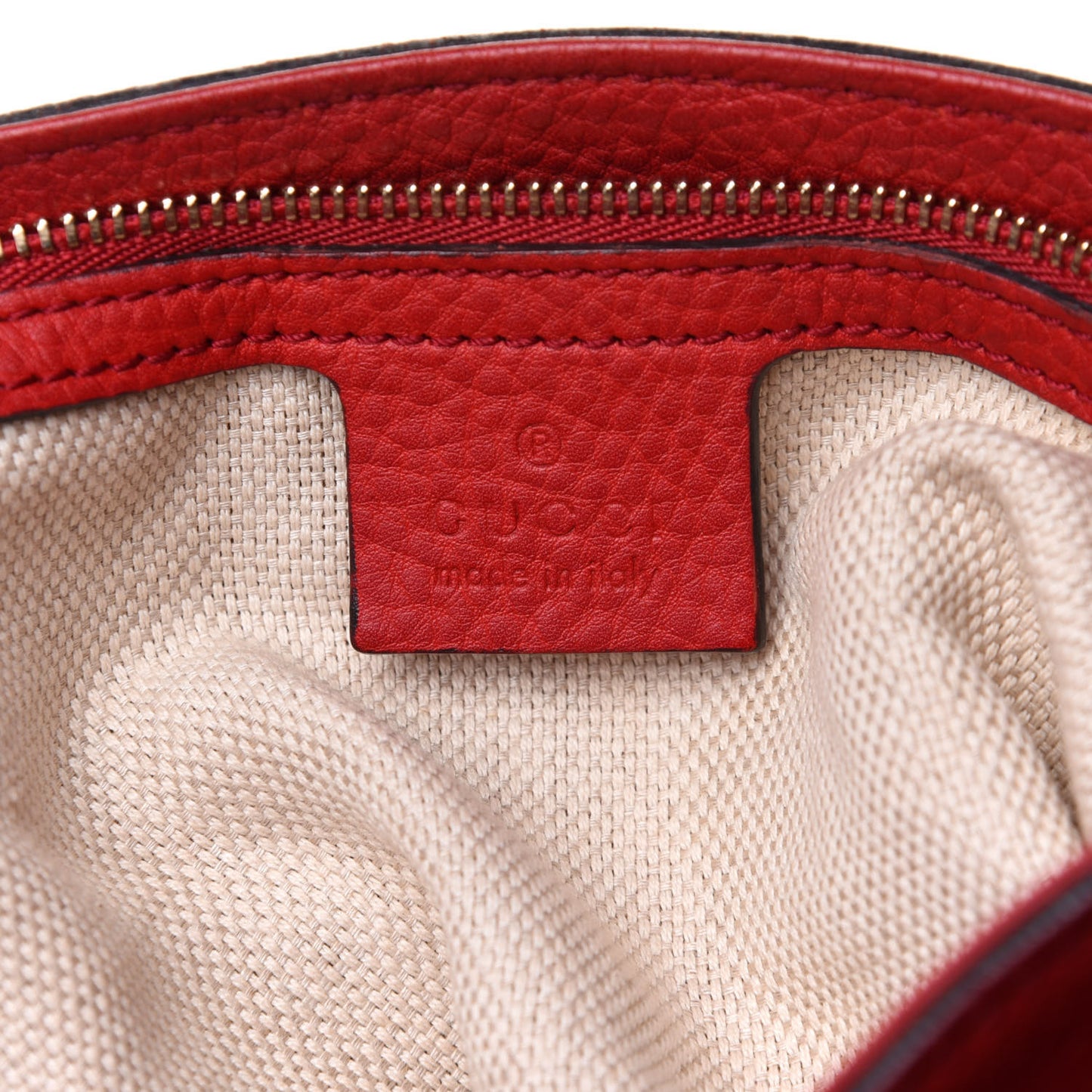 Pebbled Calfskin Medium Soho Chain Shoulder Bag Tabasco Red