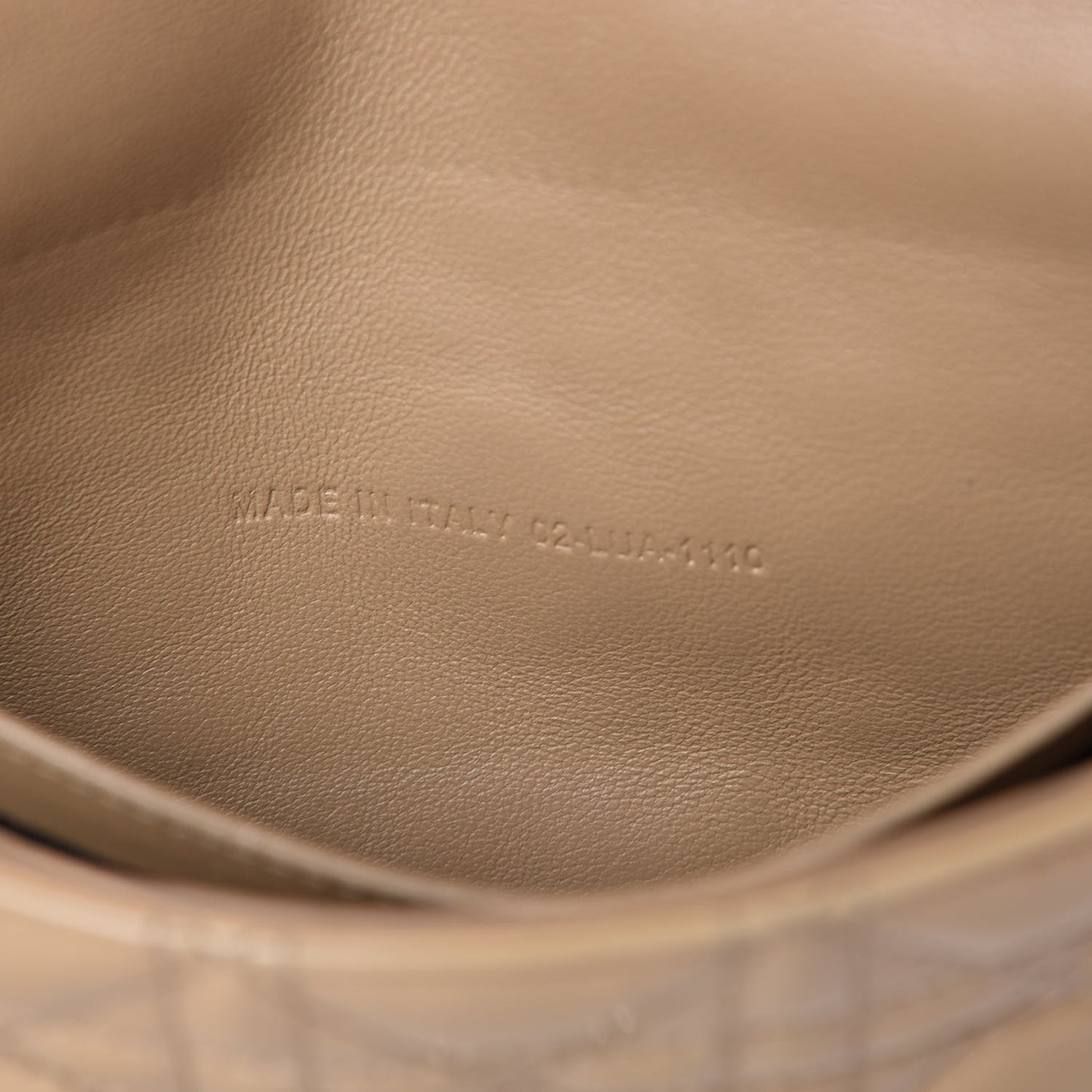 Patent Cannage New Lock Pouch Beige