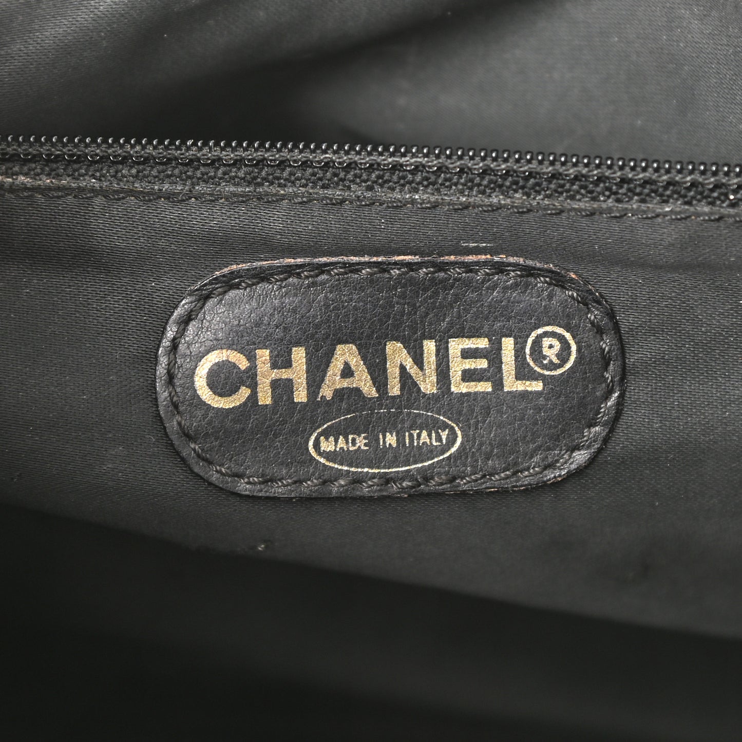 Caviar CC Shoulder Bag Black