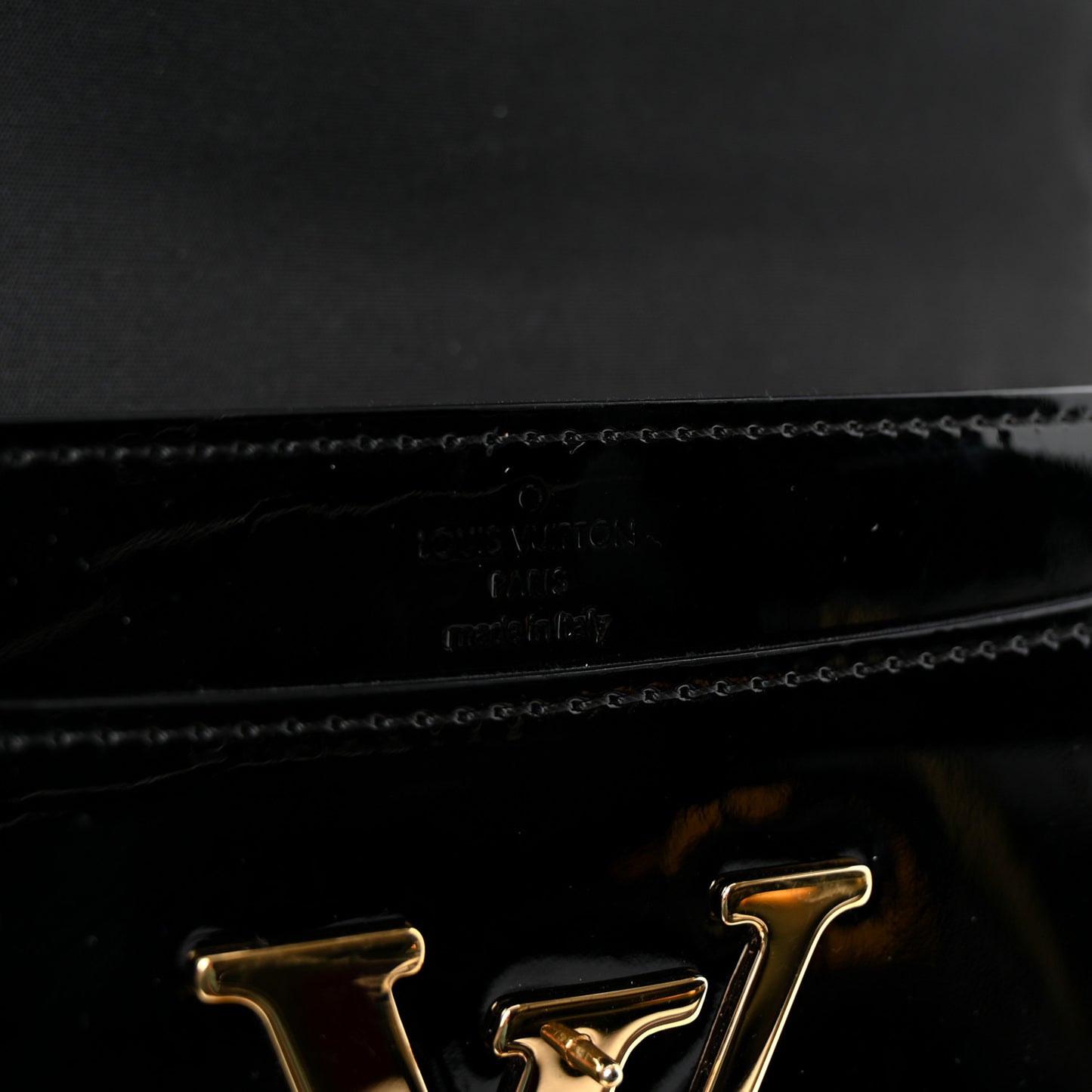 Patent Neo Sobe Louise EW Clutch Black
