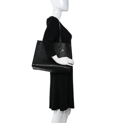Louis Vuitton Empreinte Monogram Giant Onthego MM Black 2 of 11