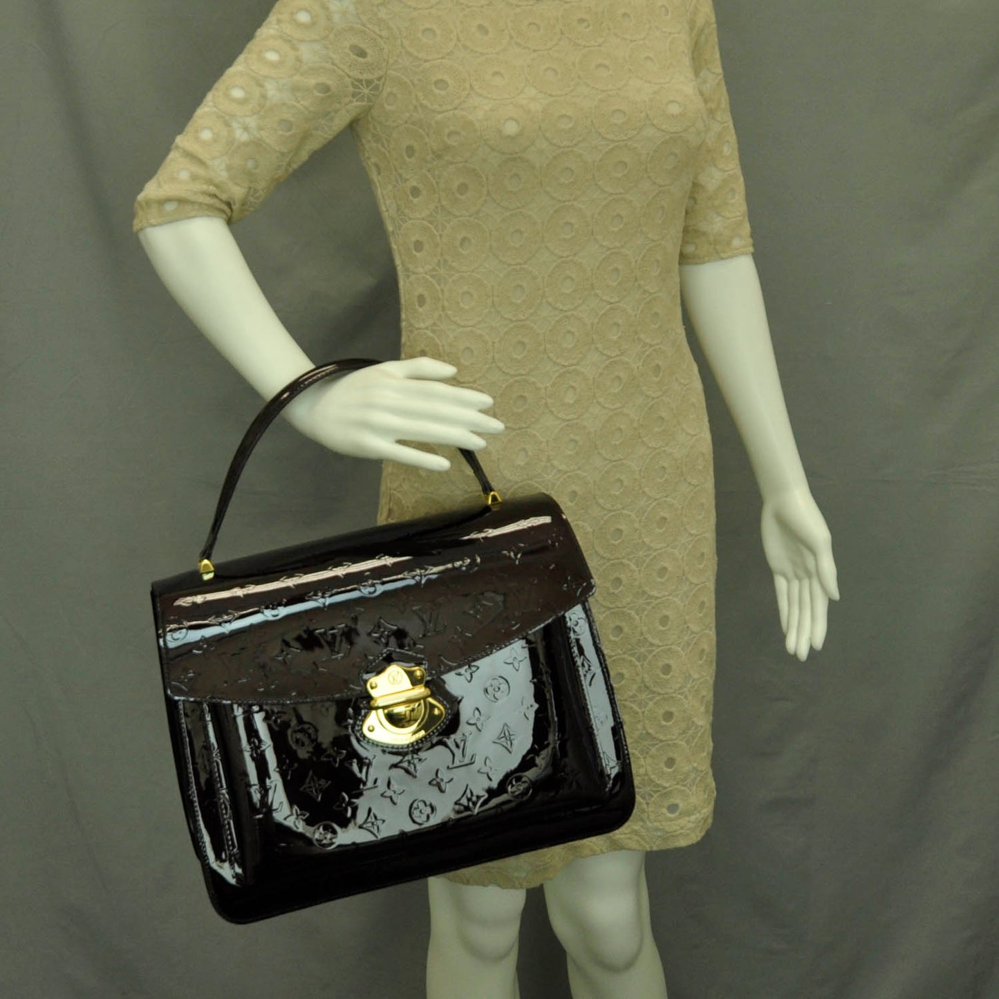 Vernis Romaine Bag Amarante