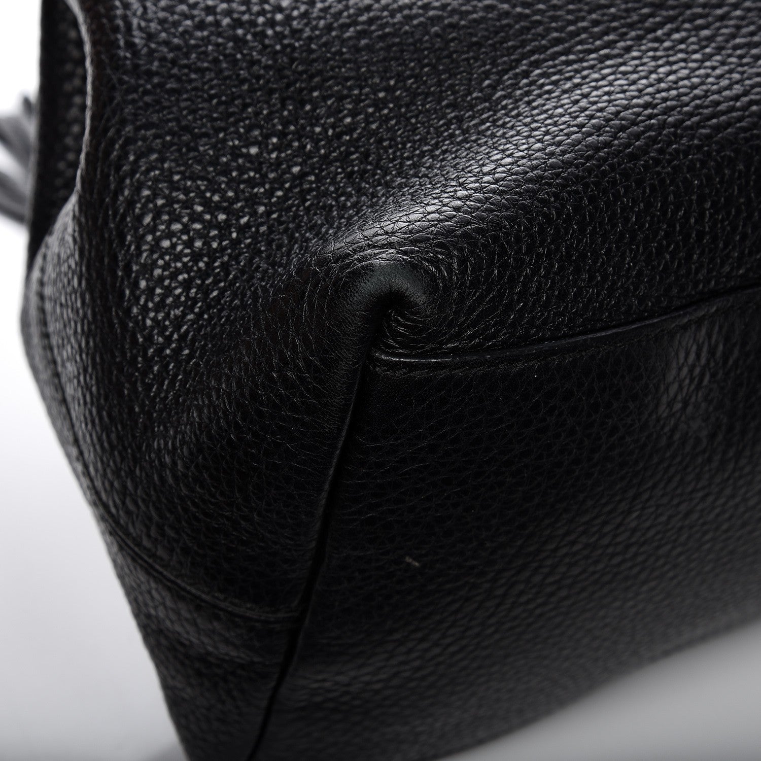 Gucci Pebbled Calfskin Medium Soho Chain Shoulder Bag Black 14 of 16