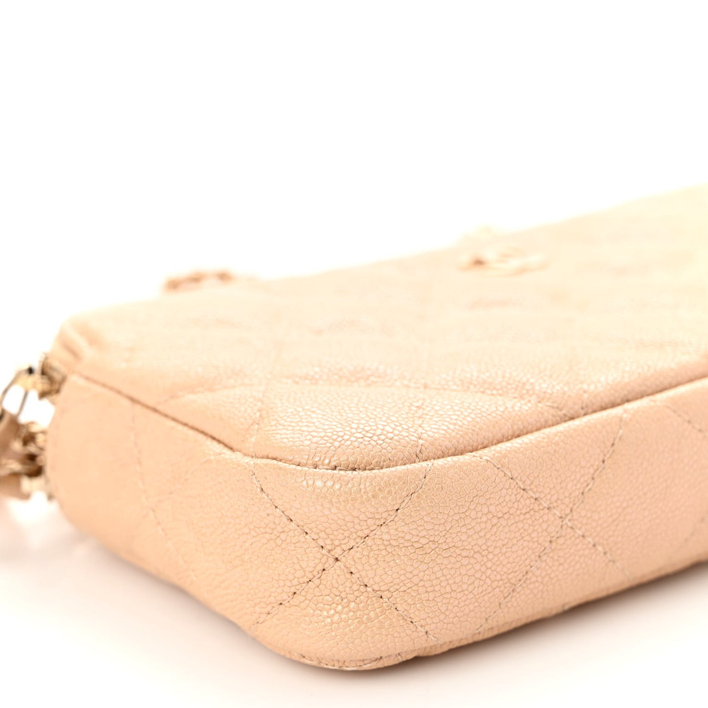 Iridescent Caviar Quilted Small Clutch With Chain Beige